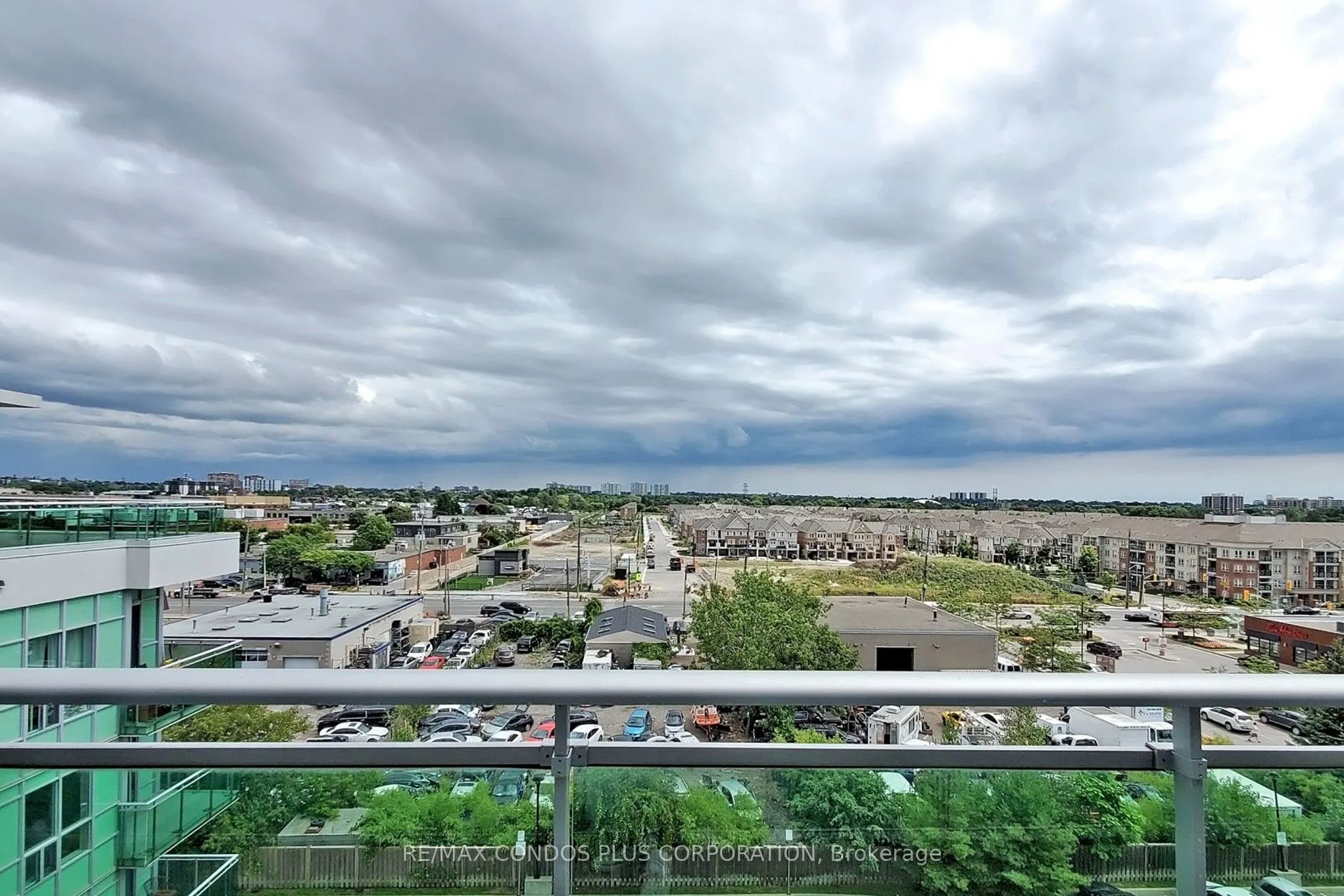 60 Fairfax Crescent, #315
