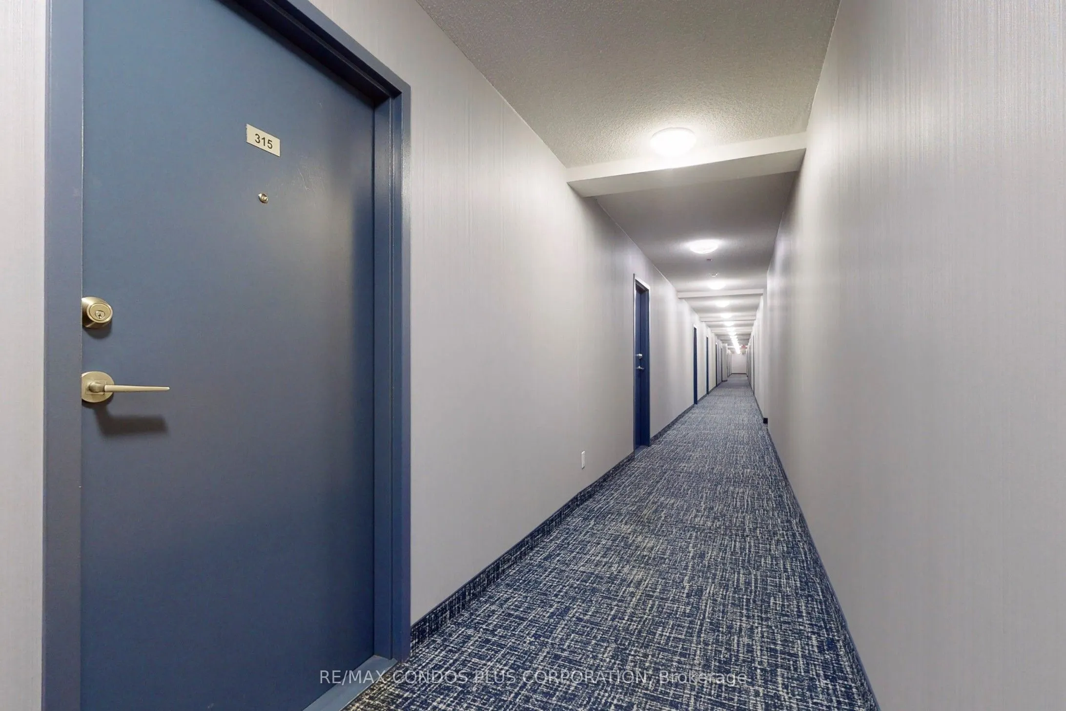 60 Fairfax Crescent, #315