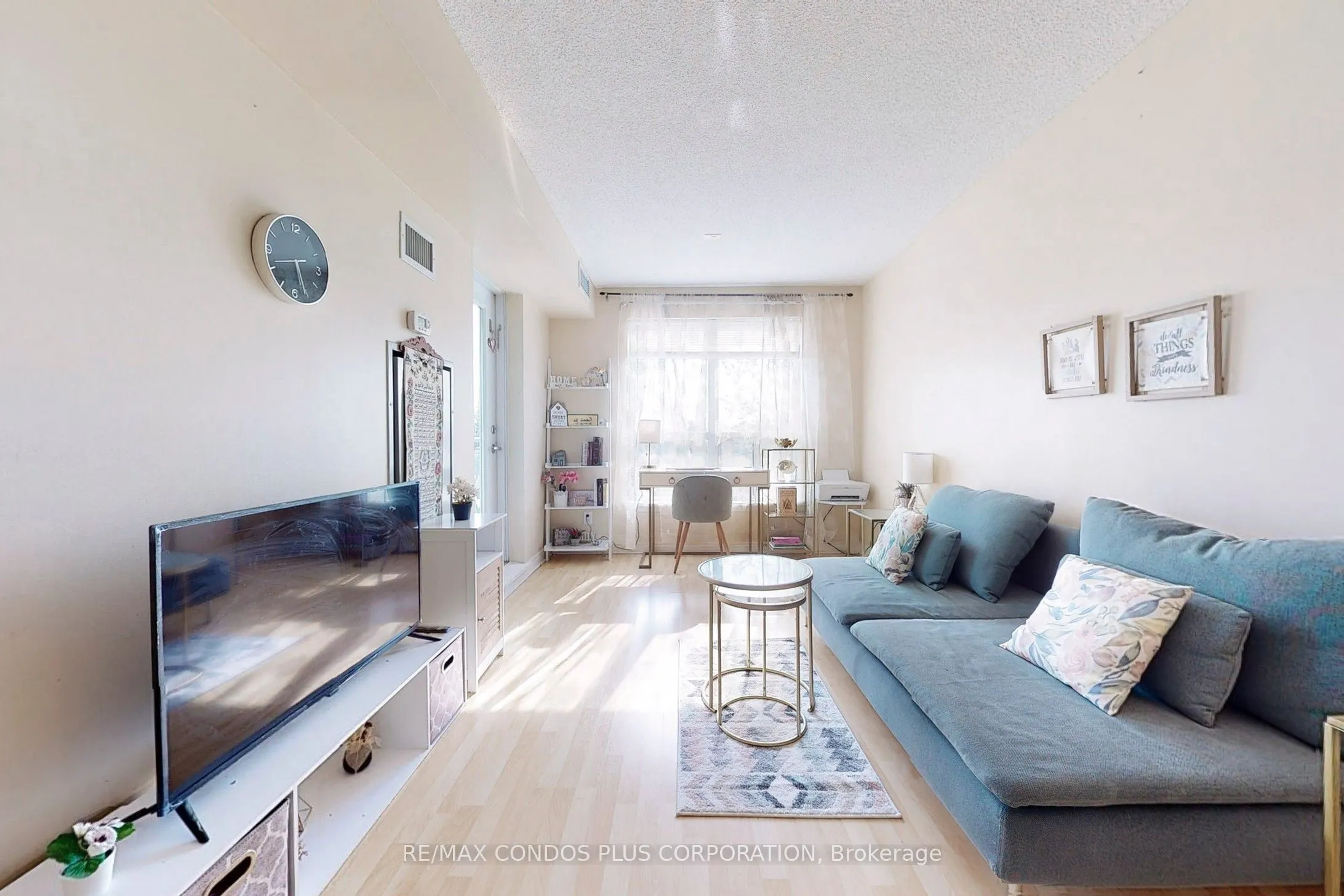 60 Fairfax Crescent, #315