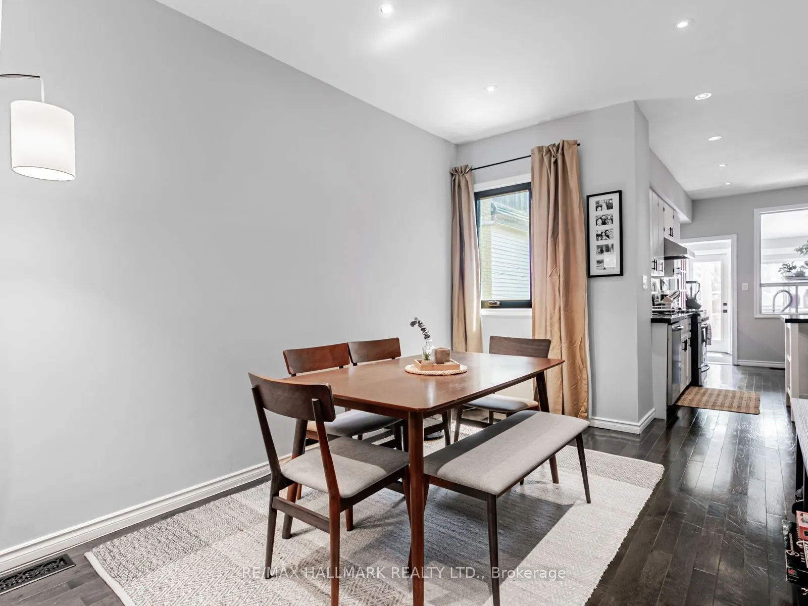 47 Hazelwood Avenue, #Main & 2nd Floor
