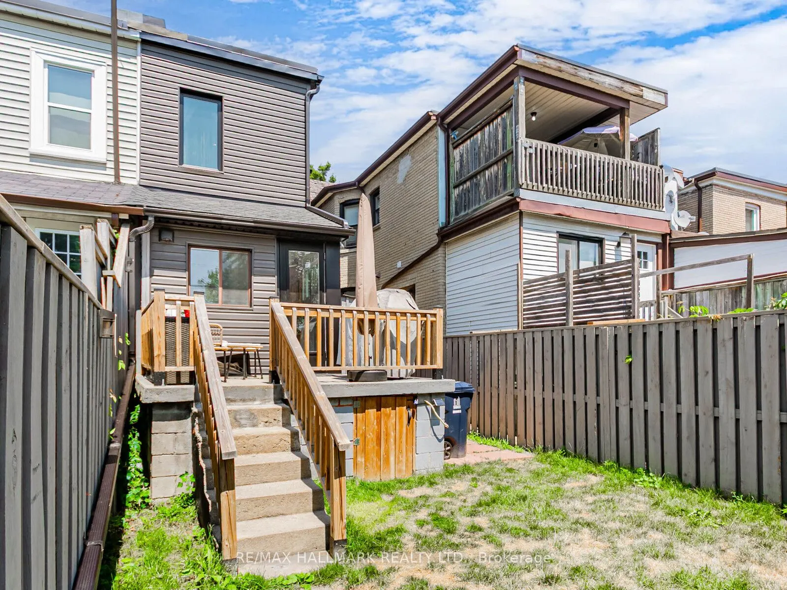 47 Hazelwood Avenue, #Main & 2nd Floor