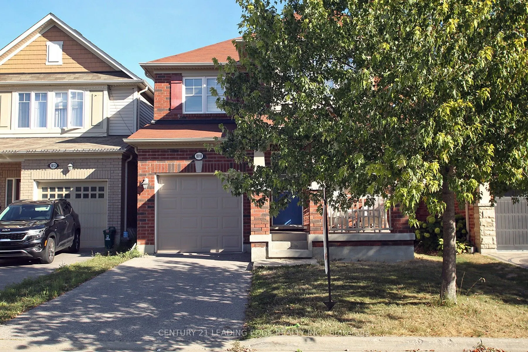 1810 Parkhurst Crescent