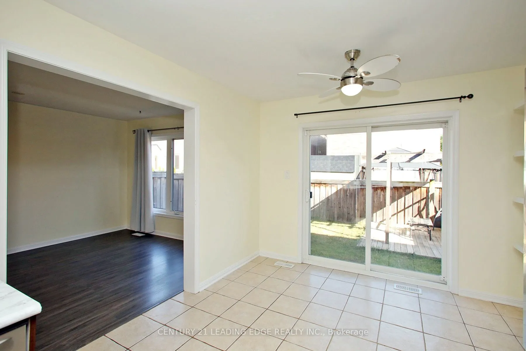 1810 Parkhurst Crescent