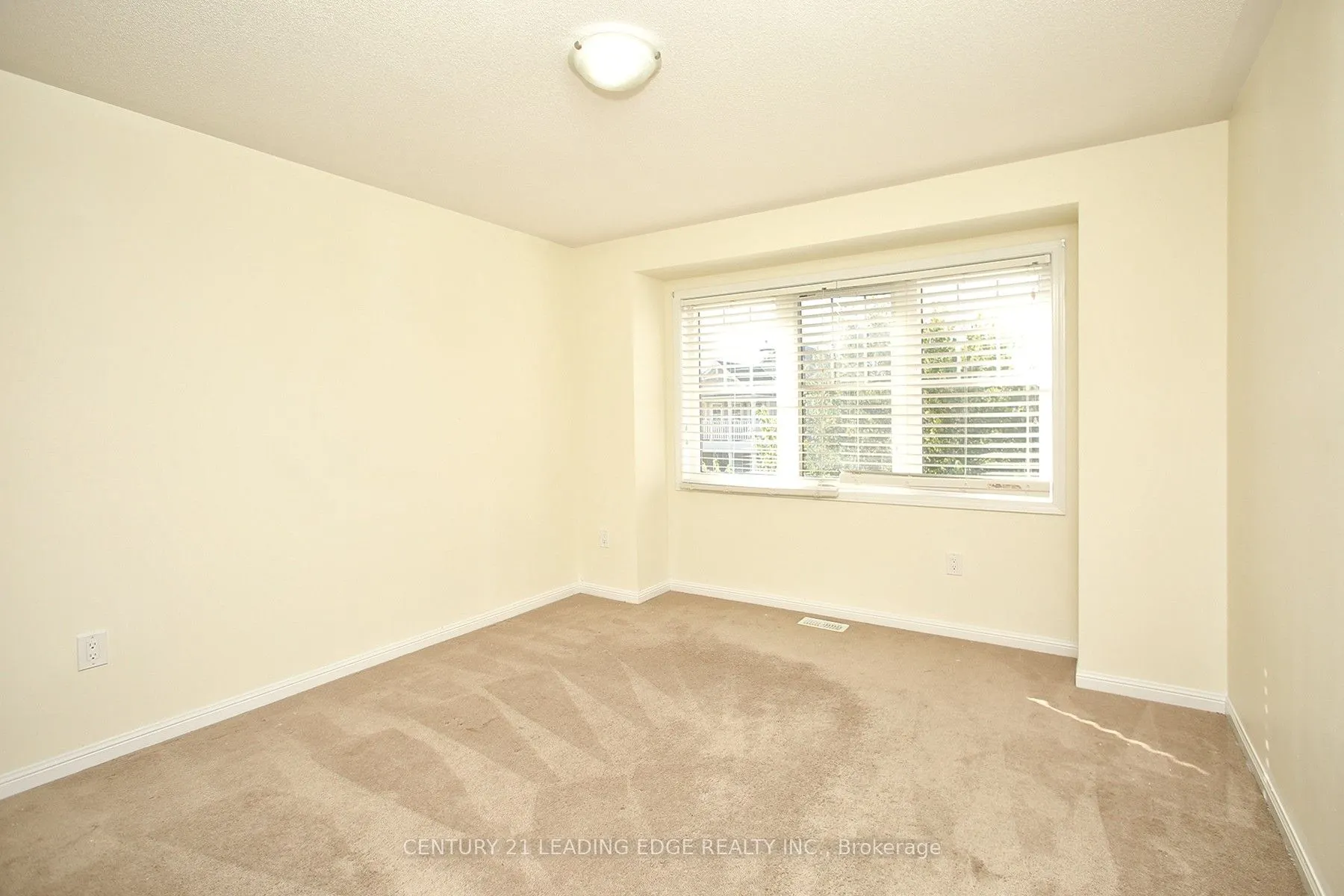 1810 Parkhurst Crescent