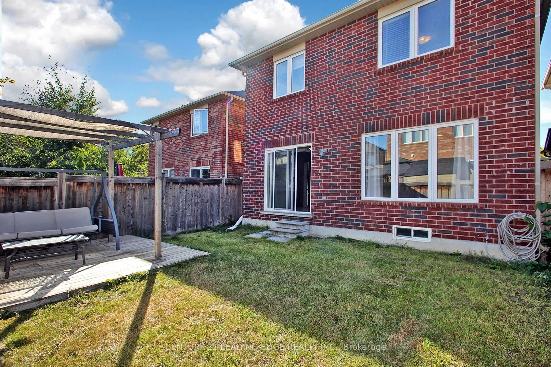 1810 Parkhurst Crescent