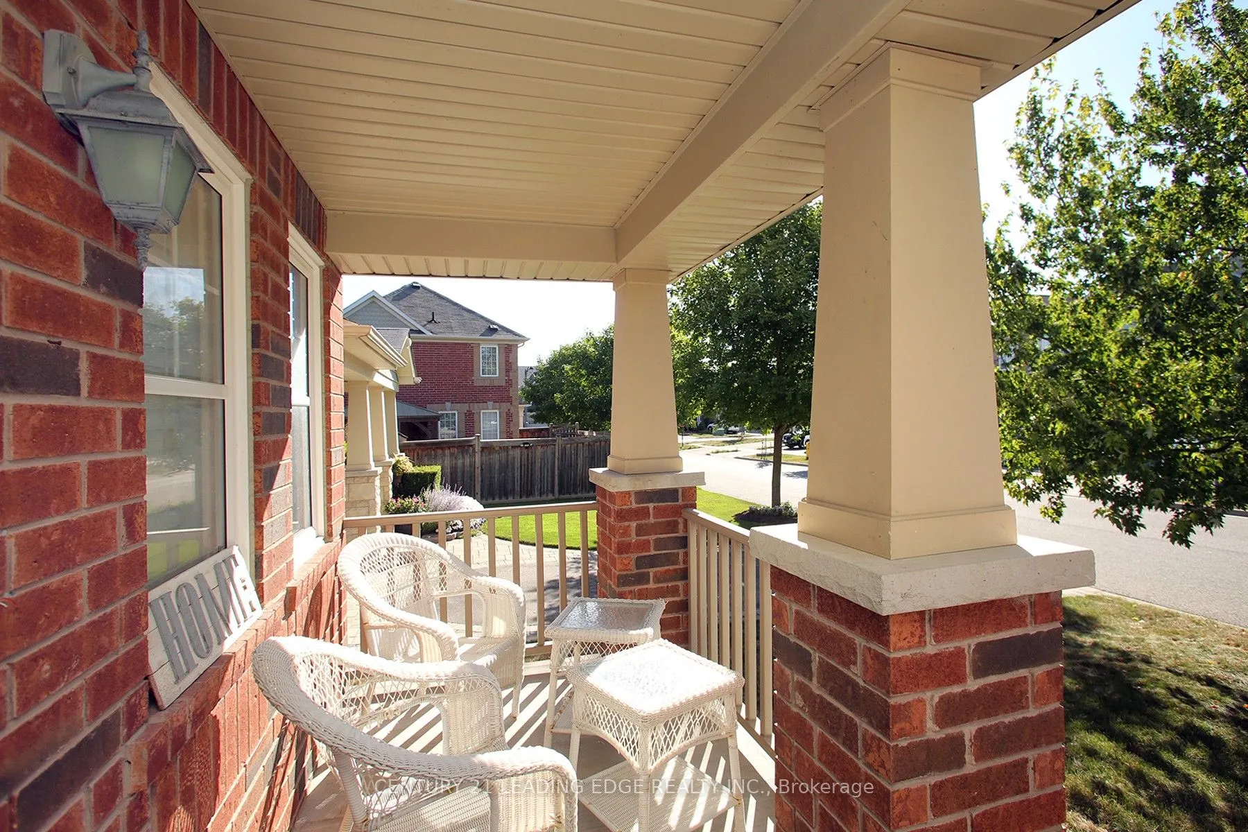 1810 Parkhurst Crescent