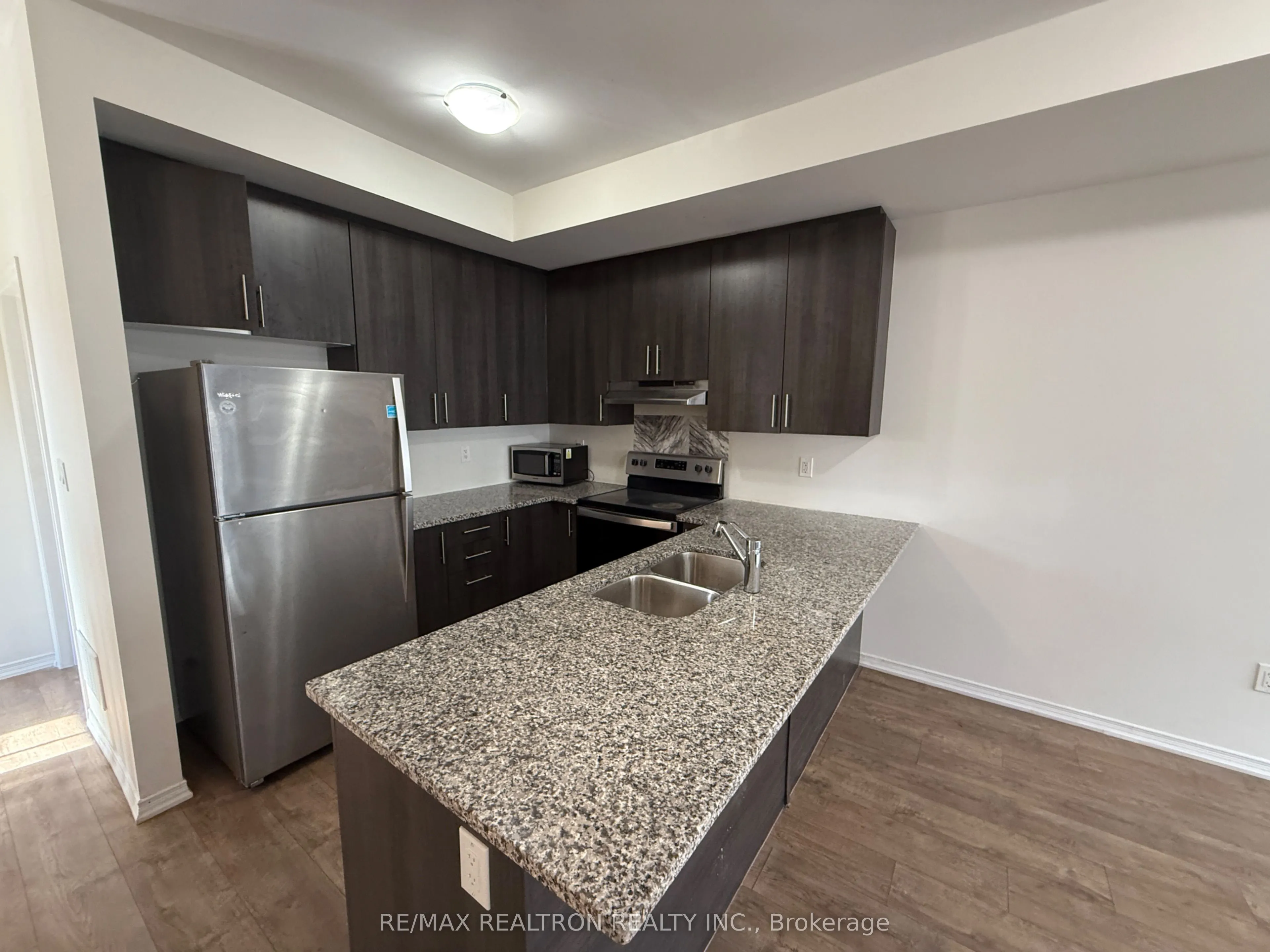 2674 Magdalene Path E, #100