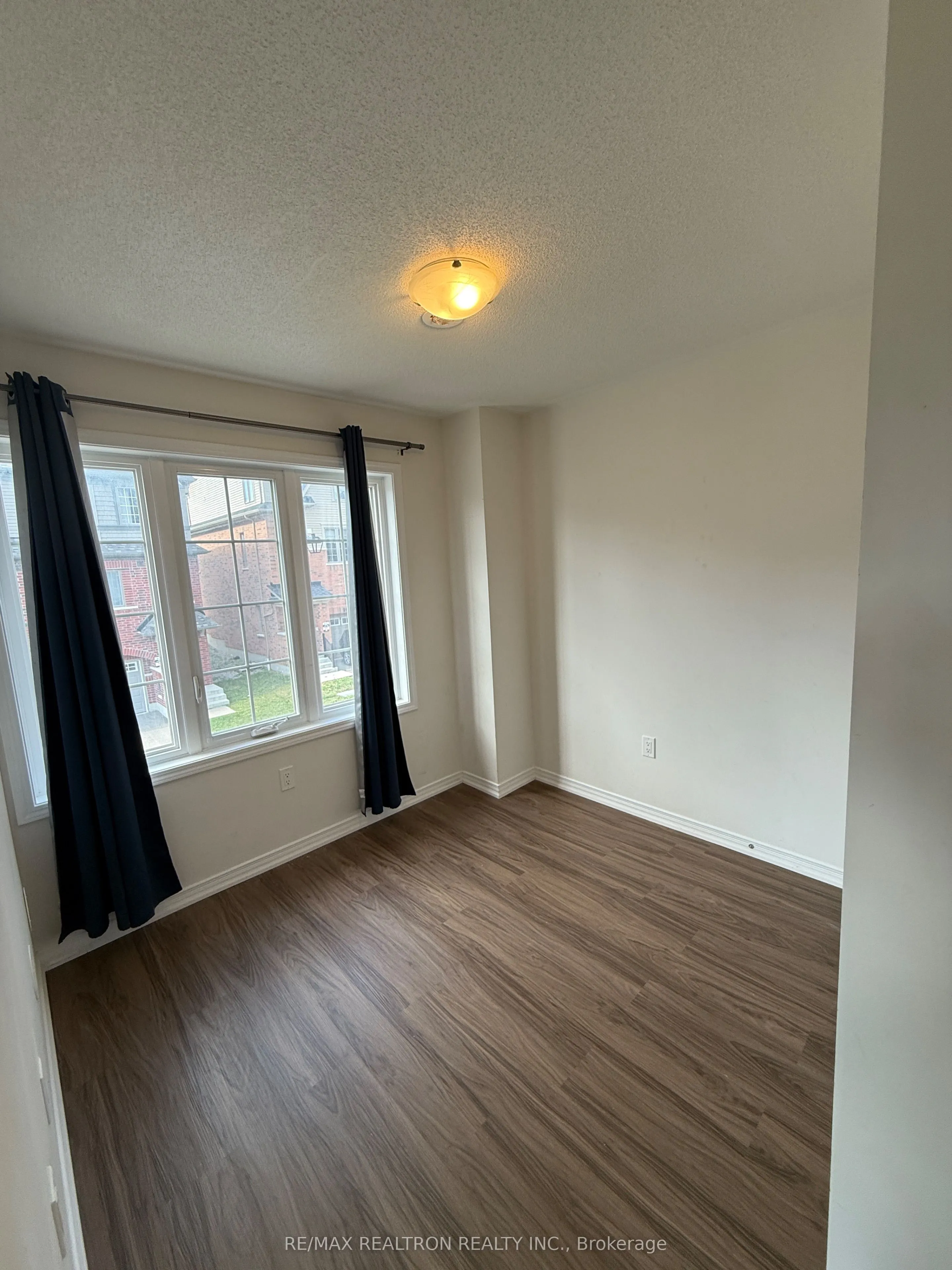 2674 Magdalene Path E, #100