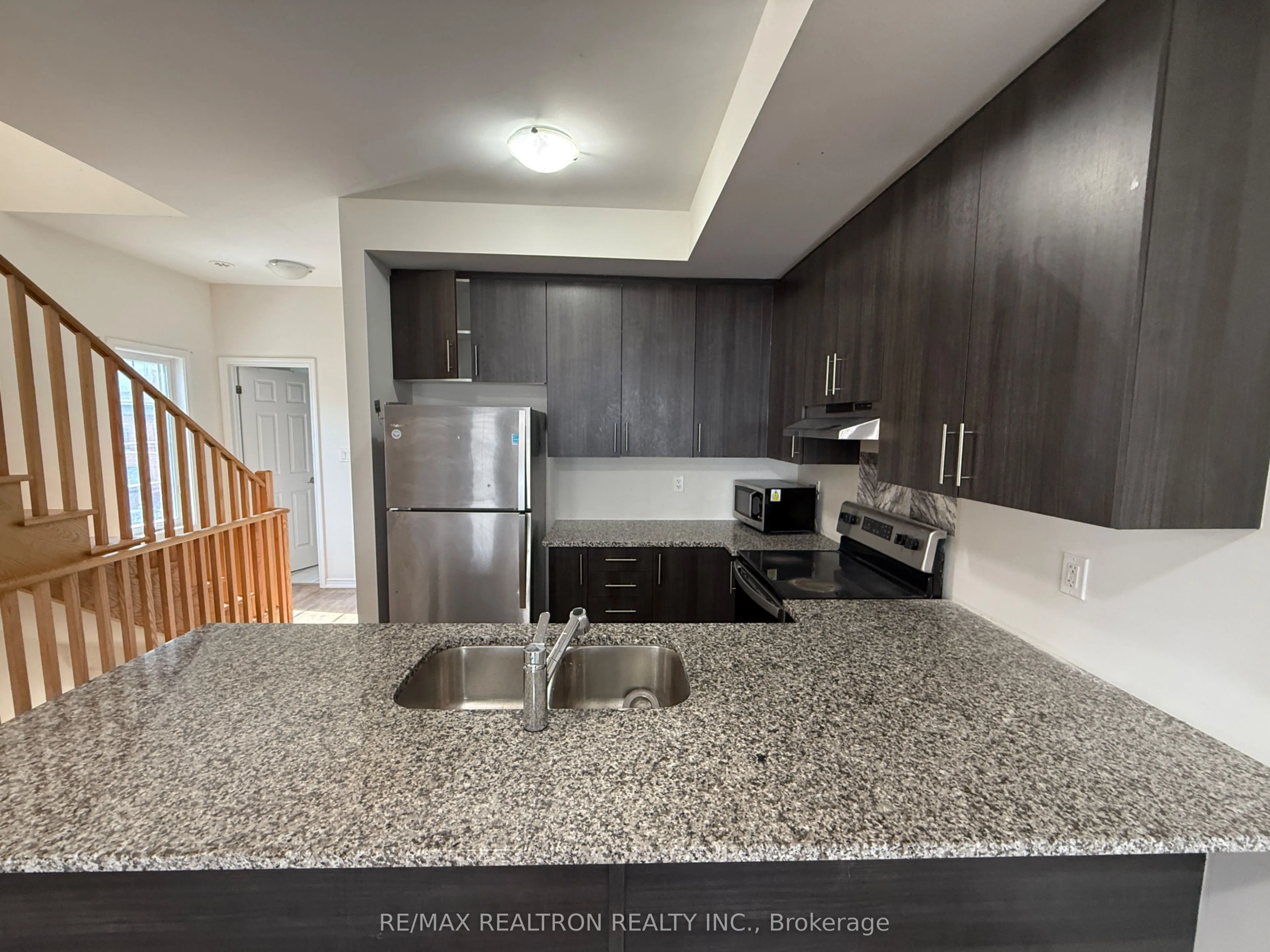 2674 Magdalene Path E, #100