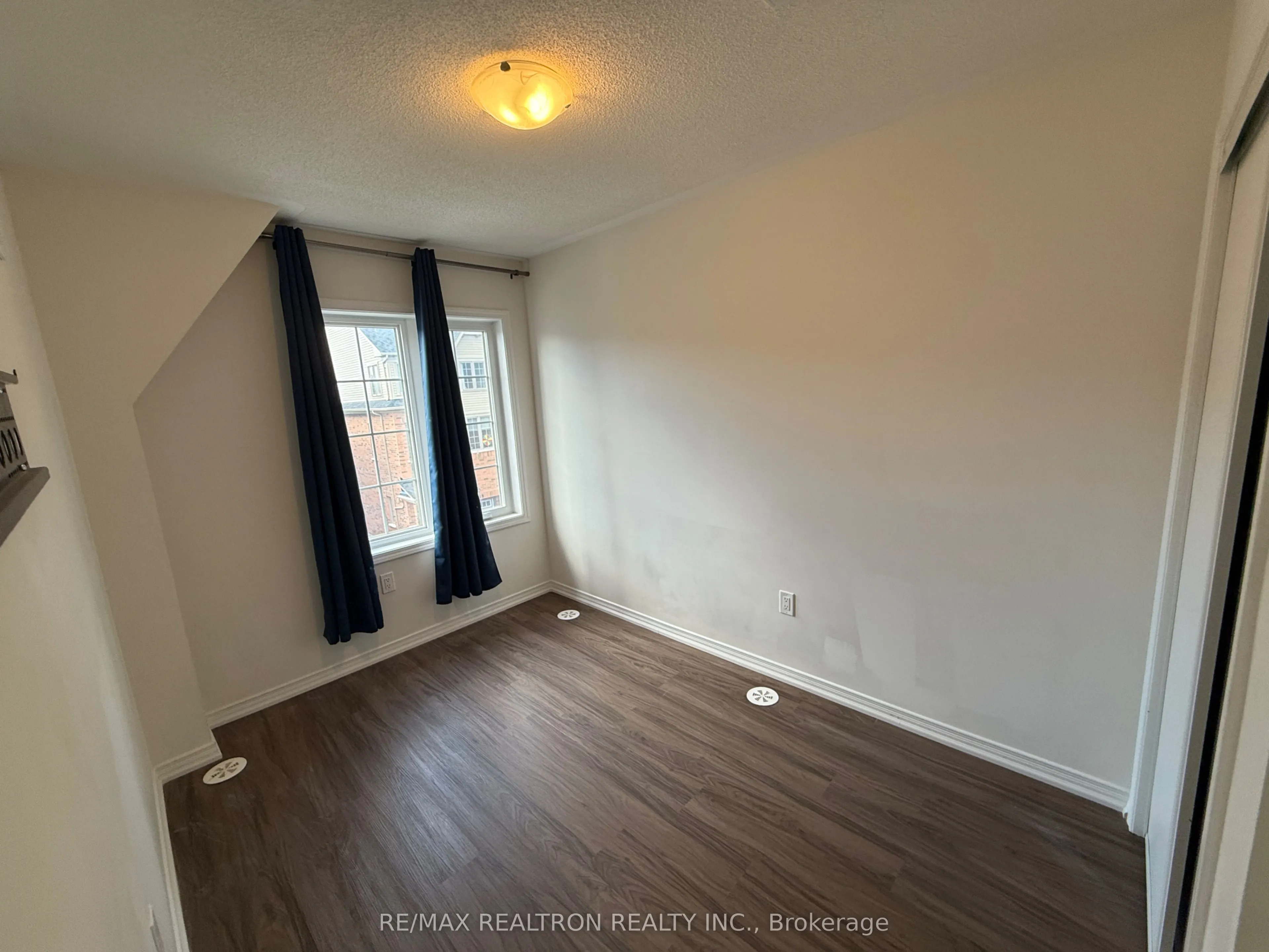 2674 Magdalene Path E, #100
