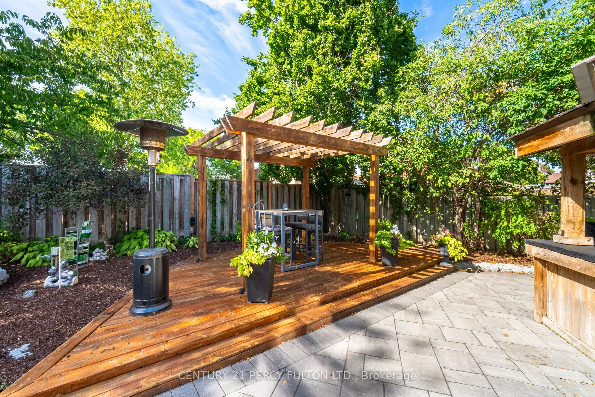 718 Pebble Court