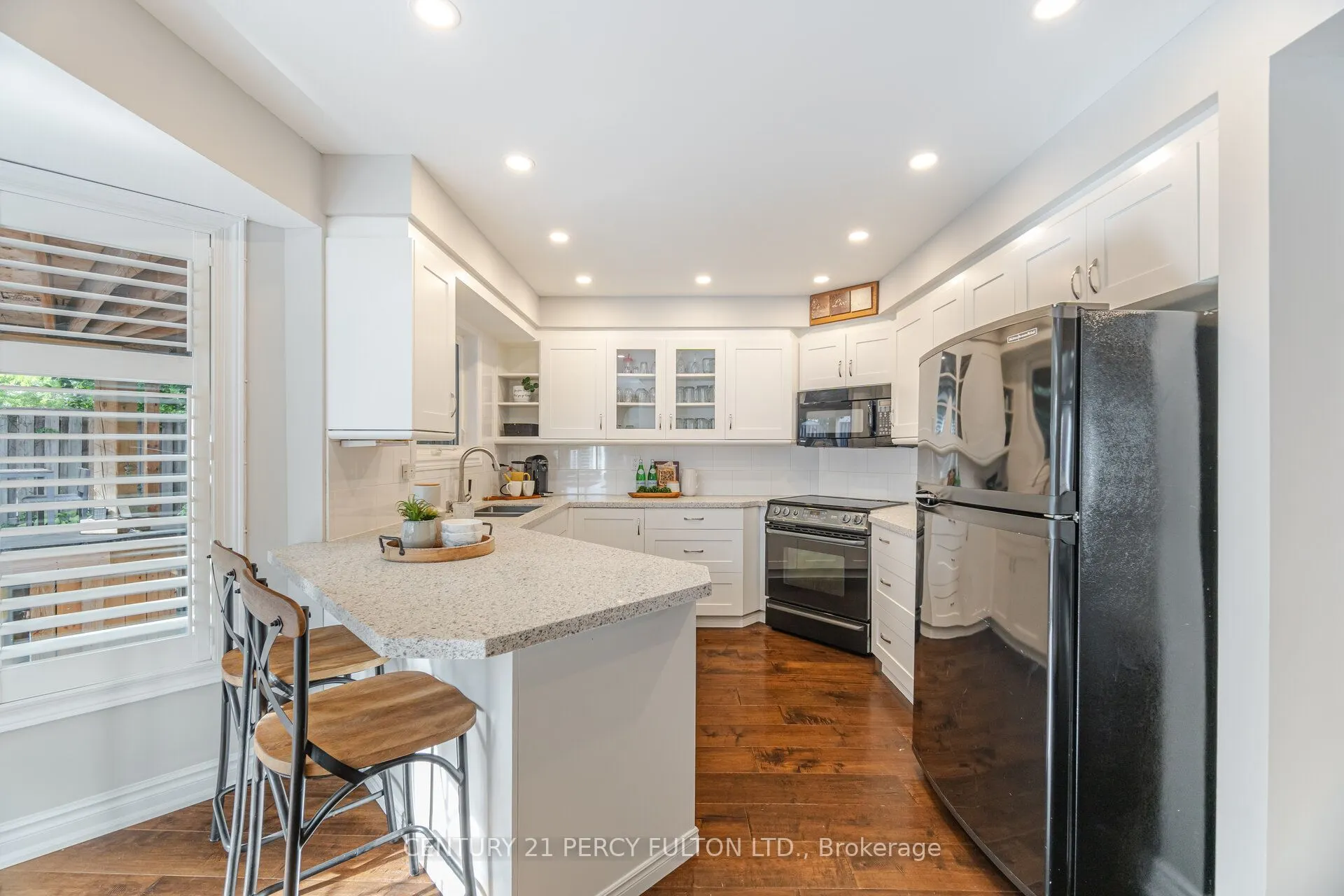 718 Pebble Court