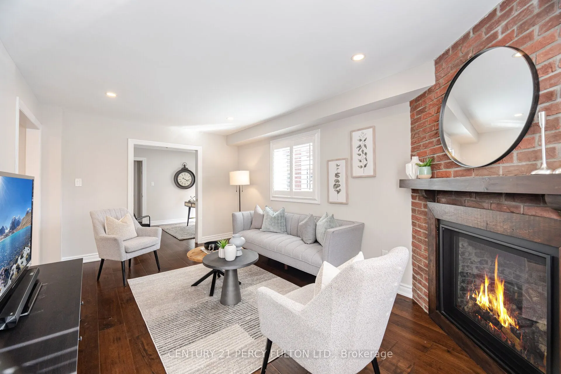 718 Pebble Court