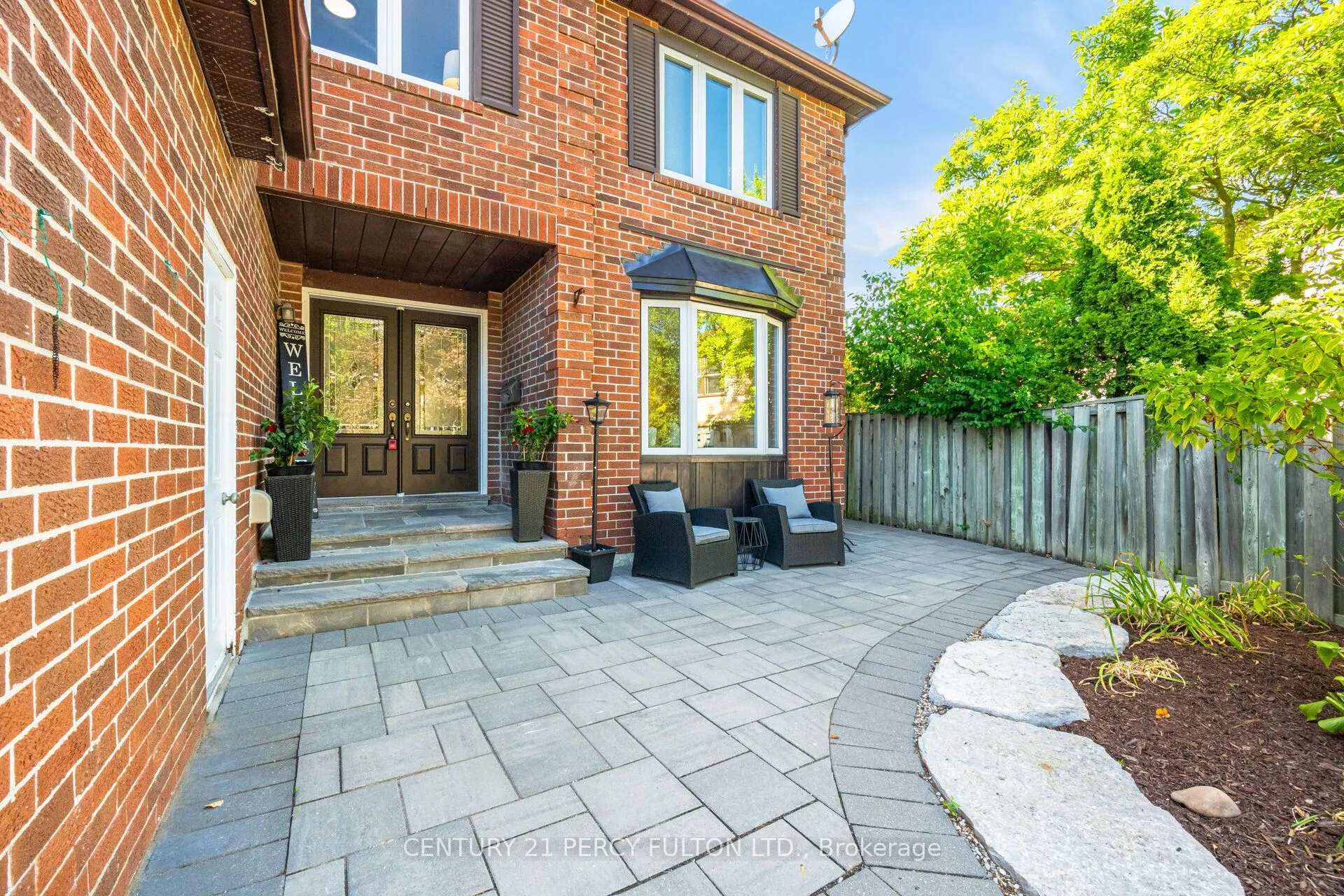 718 Pebble Court