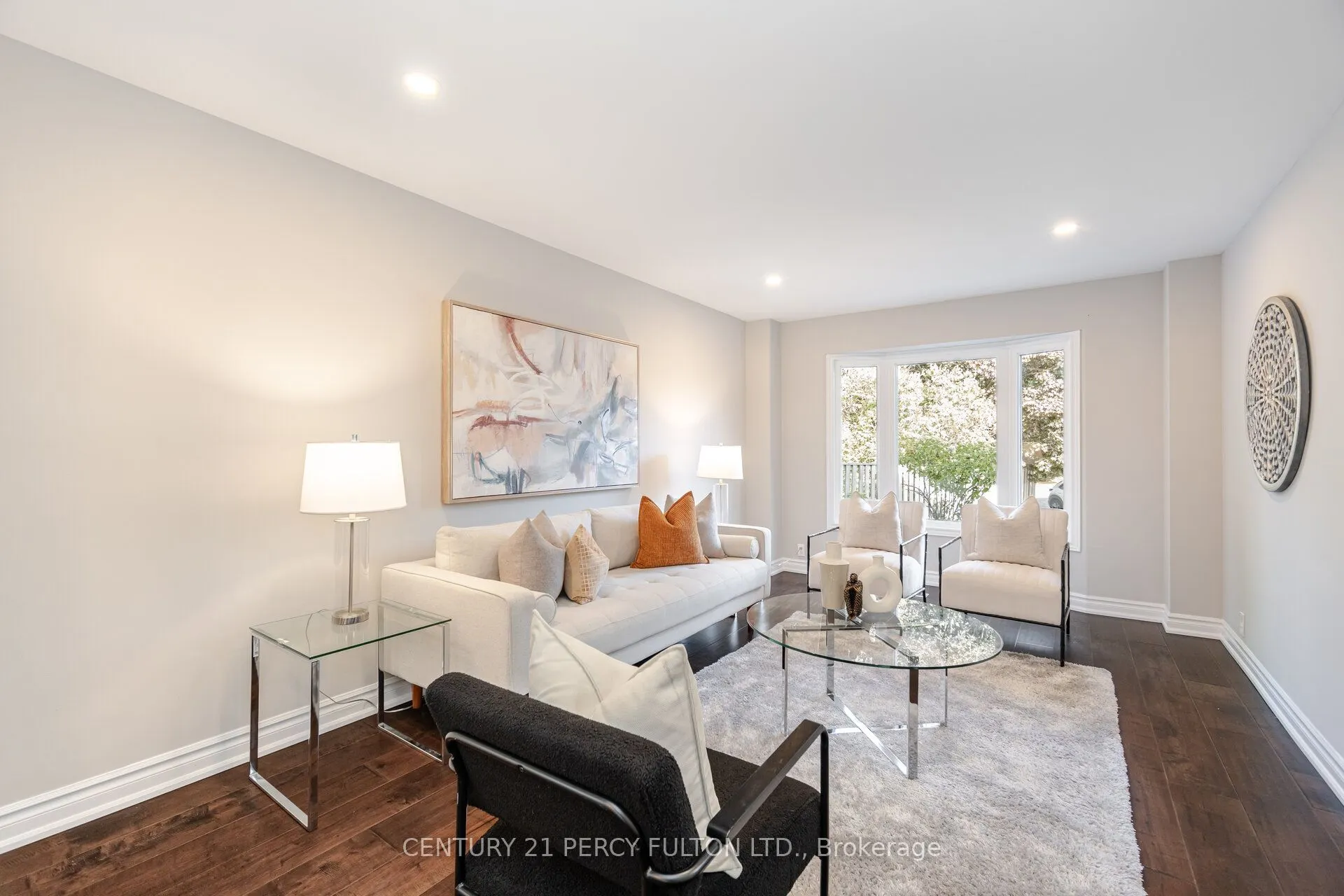 718 Pebble Court