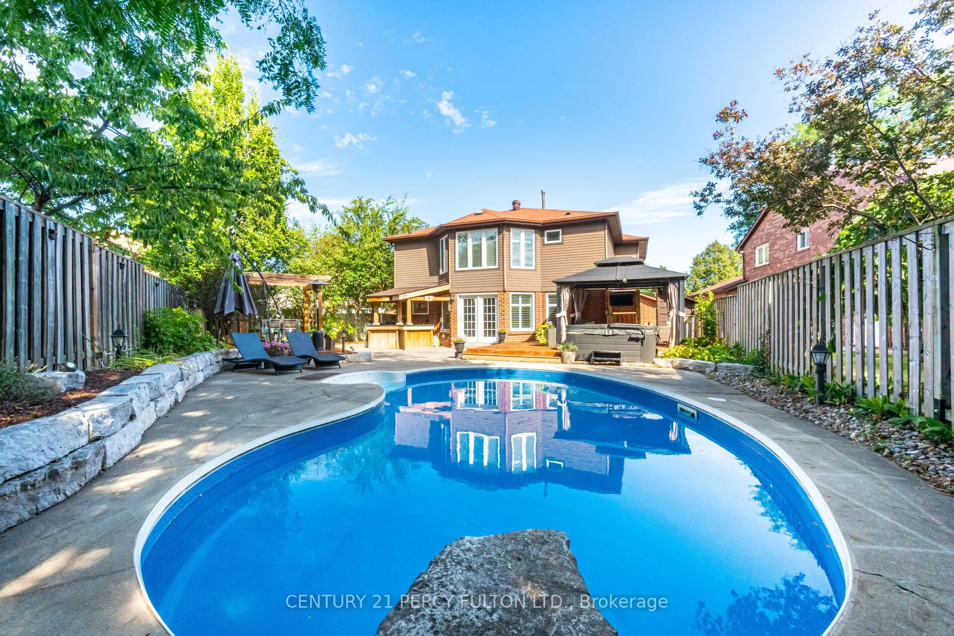 718 Pebble Court