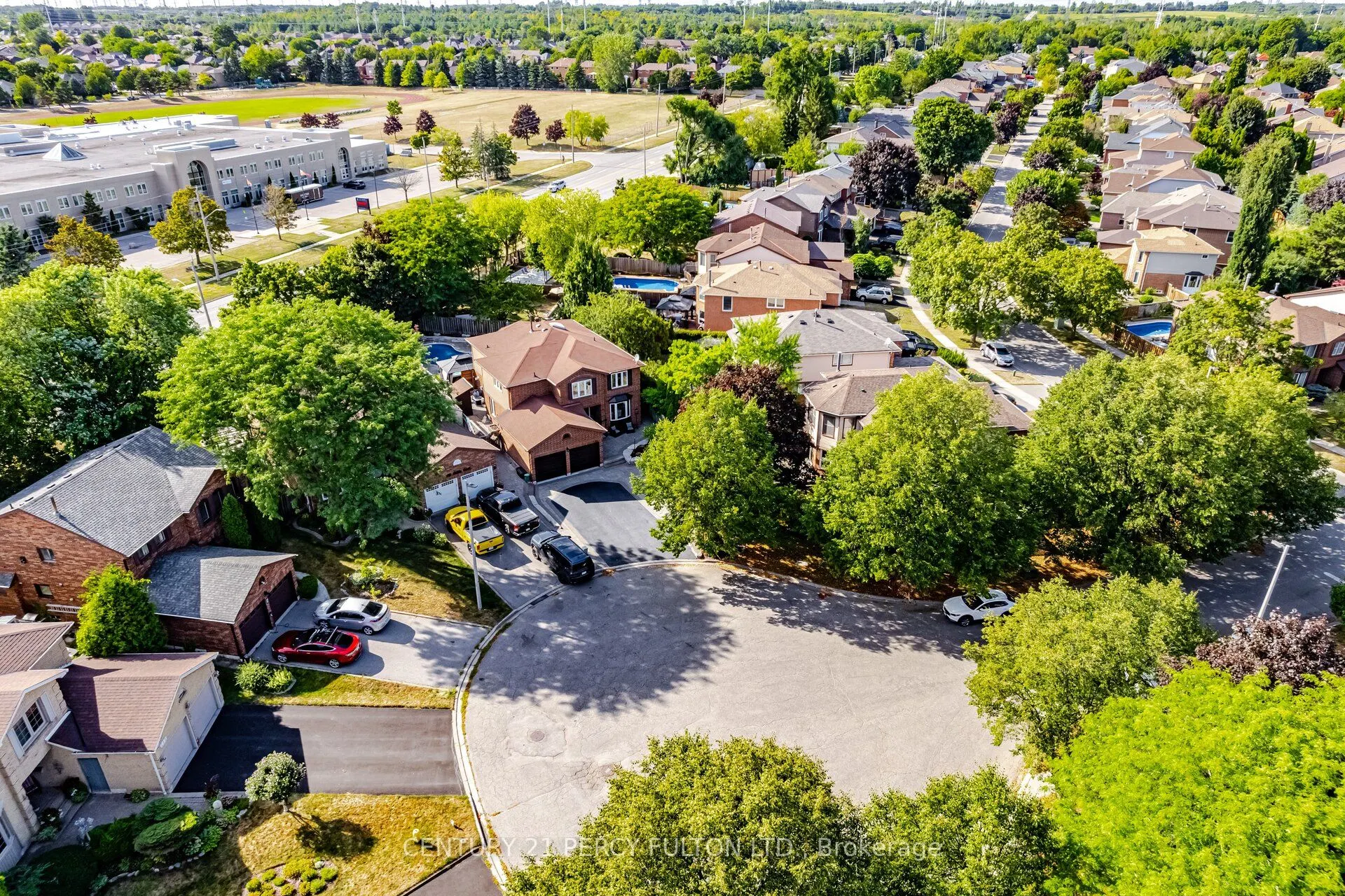 718 Pebble Court