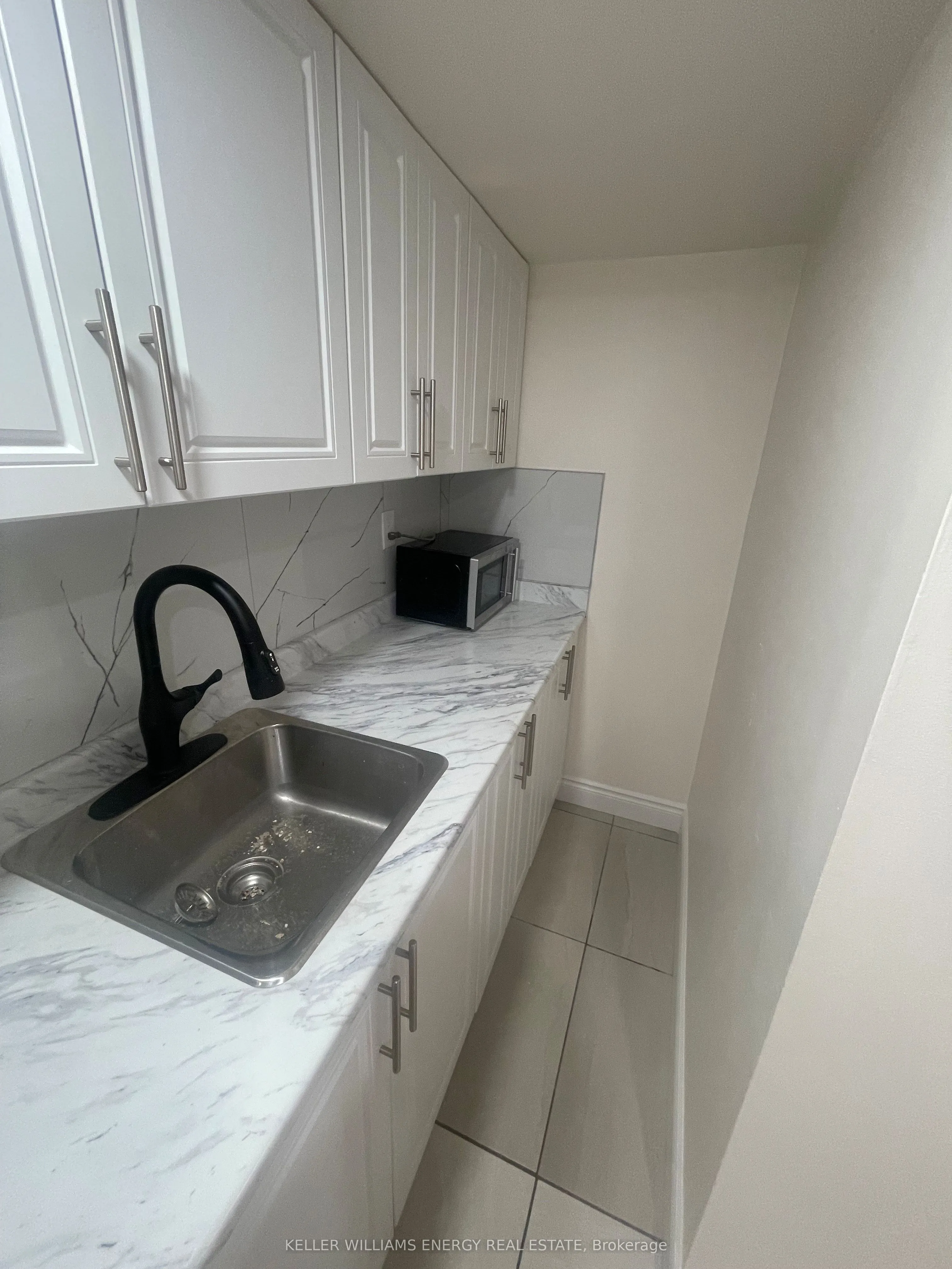 578 Lakeview Avenue, #Basement