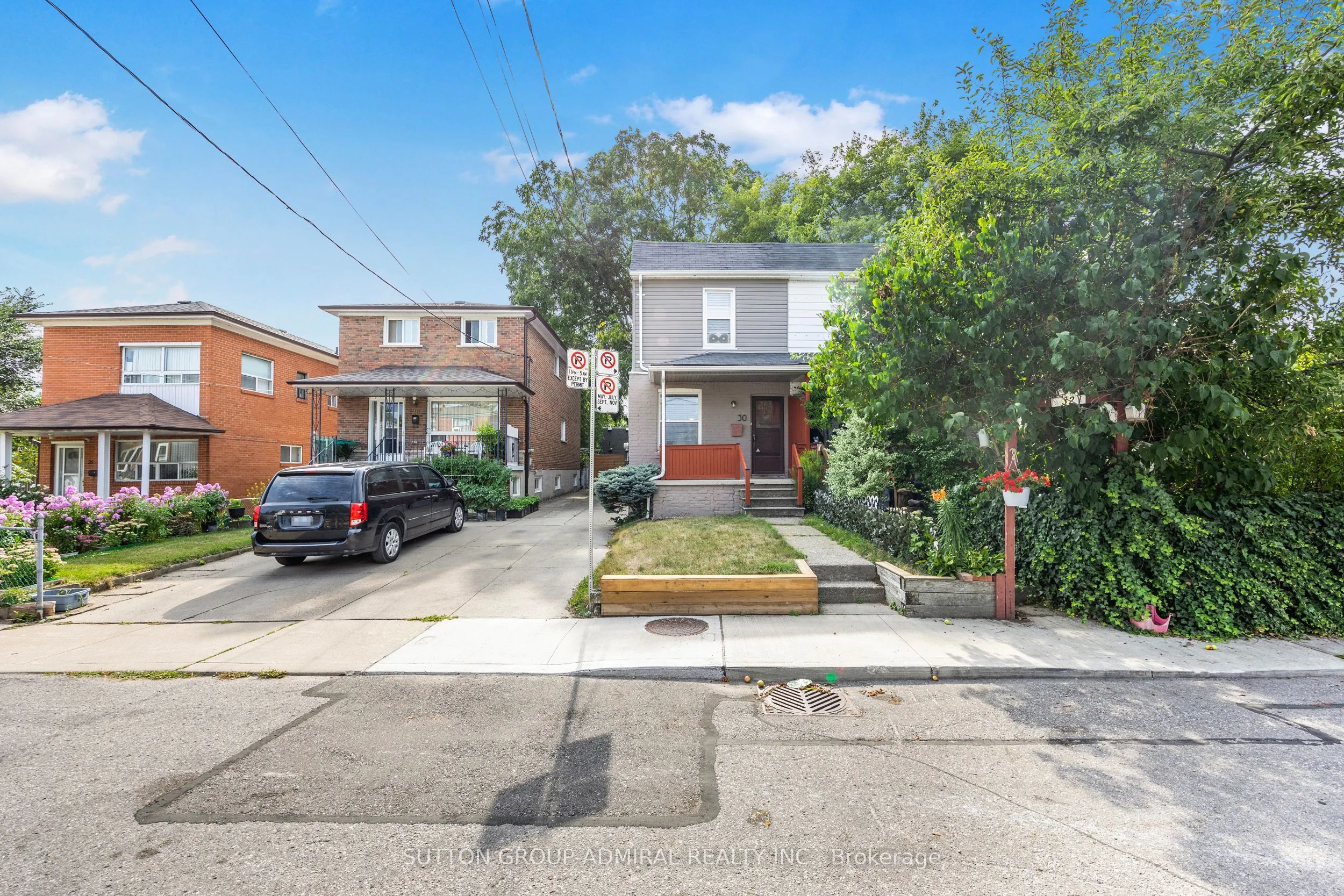 30 Everett Crescent