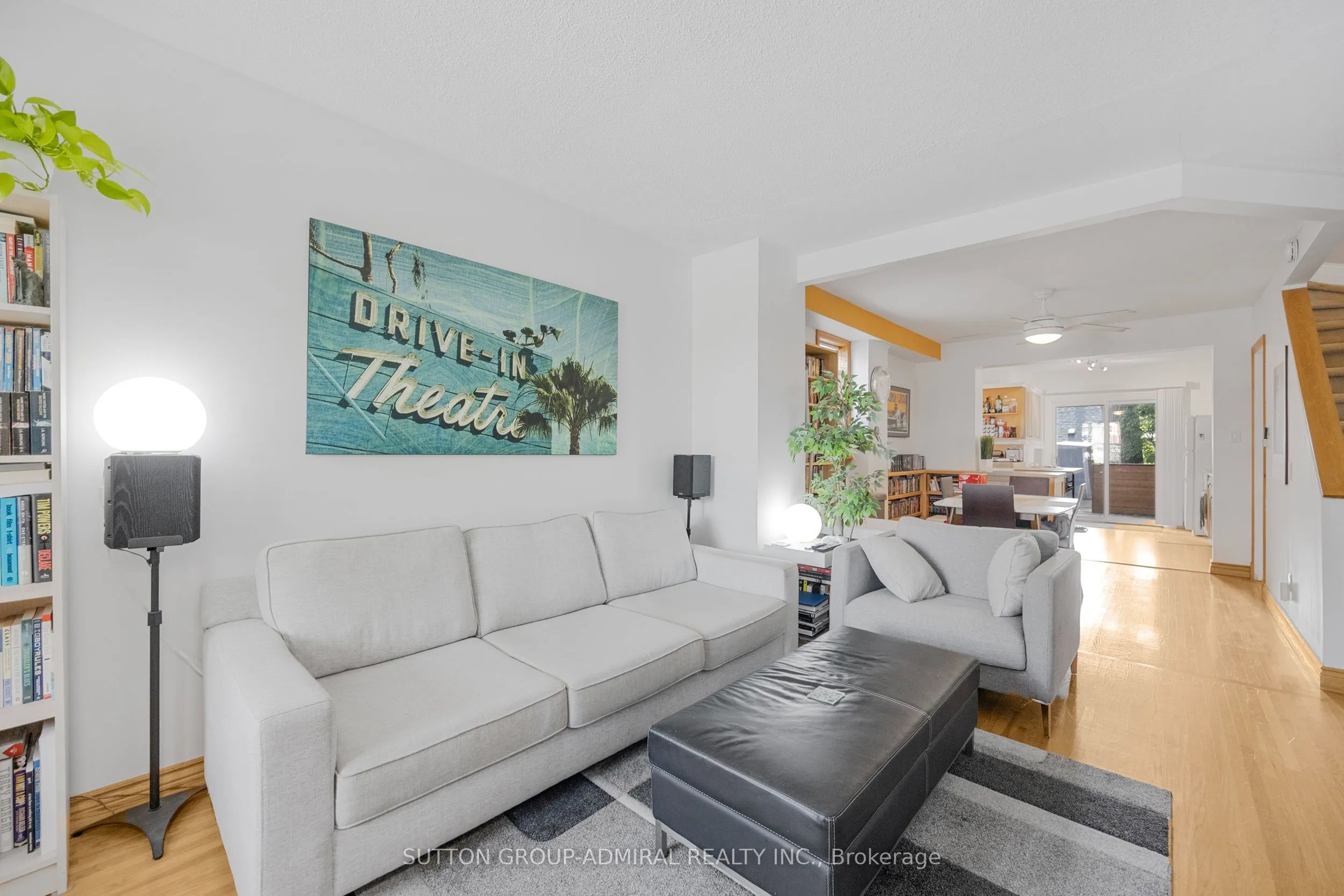 30 Everett Crescent