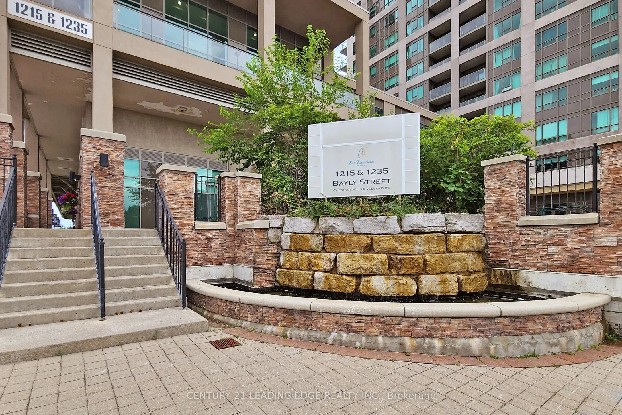 1235 Bayly Street, #901