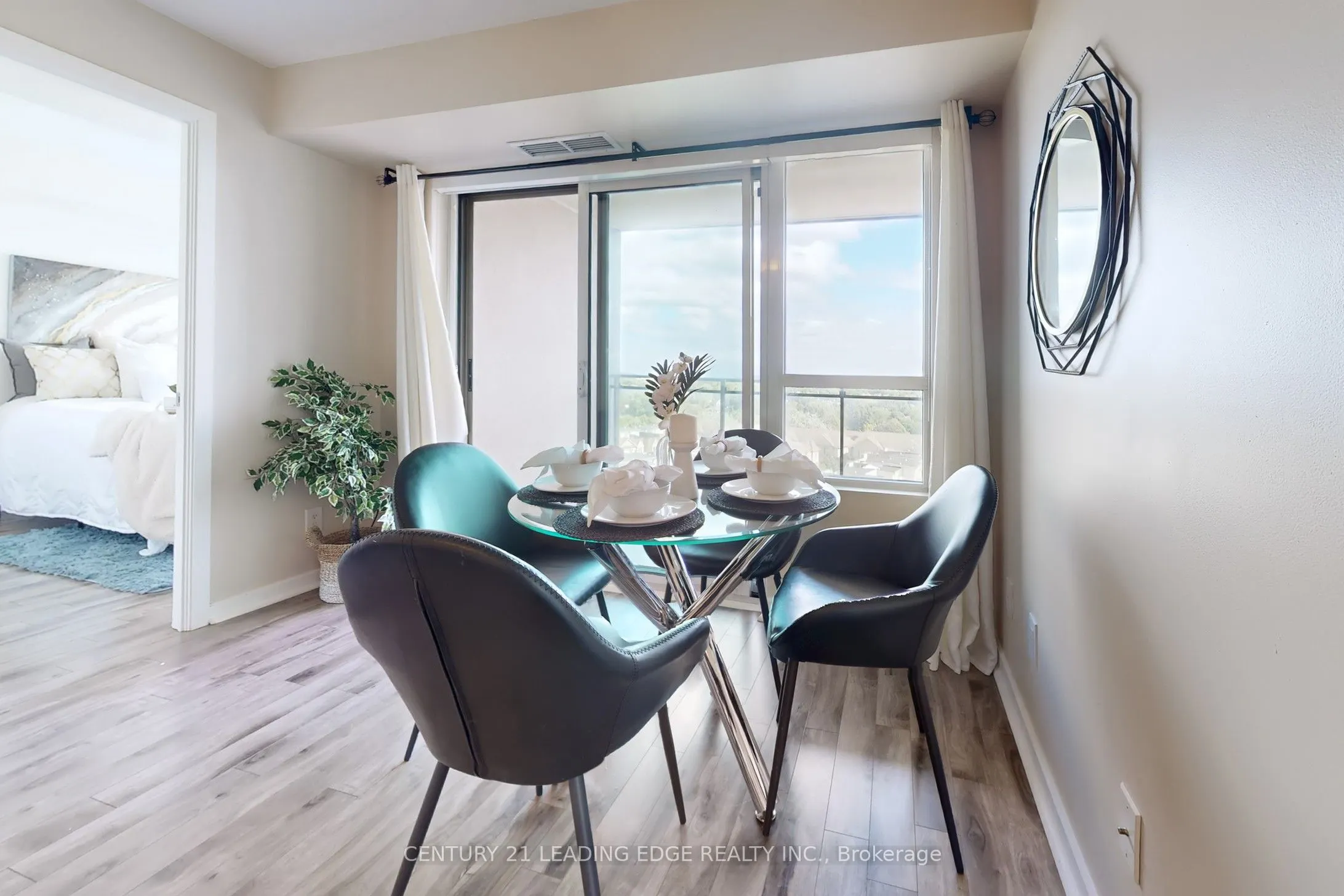 1235 Bayly Street, #901