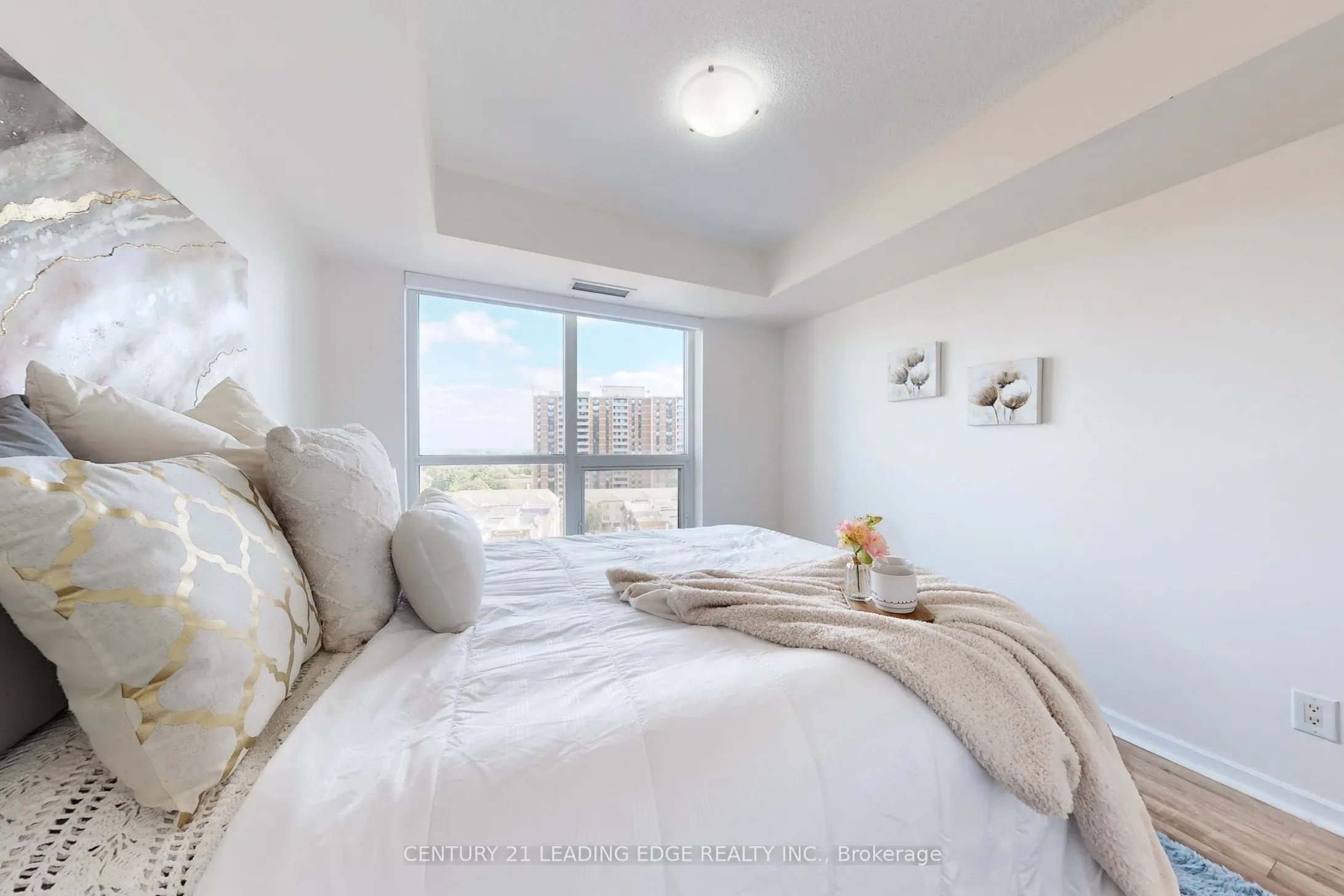 1235 Bayly Street, #901