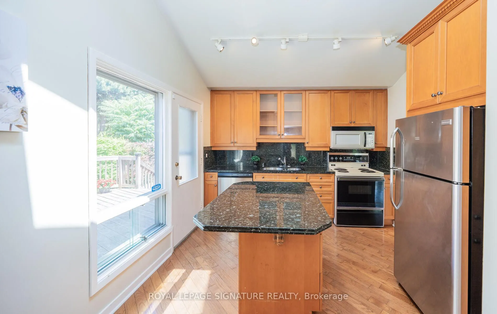 9 Bridlewood Boulevard
