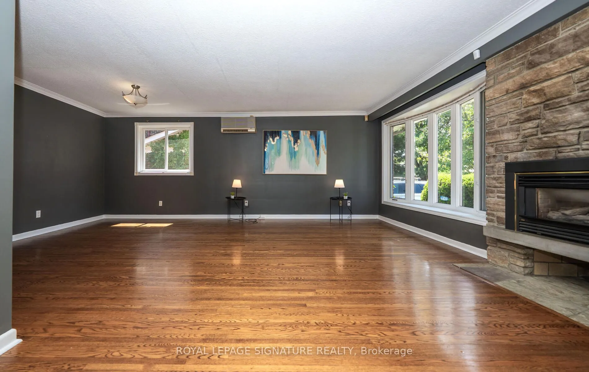 9 Bridlewood Boulevard
