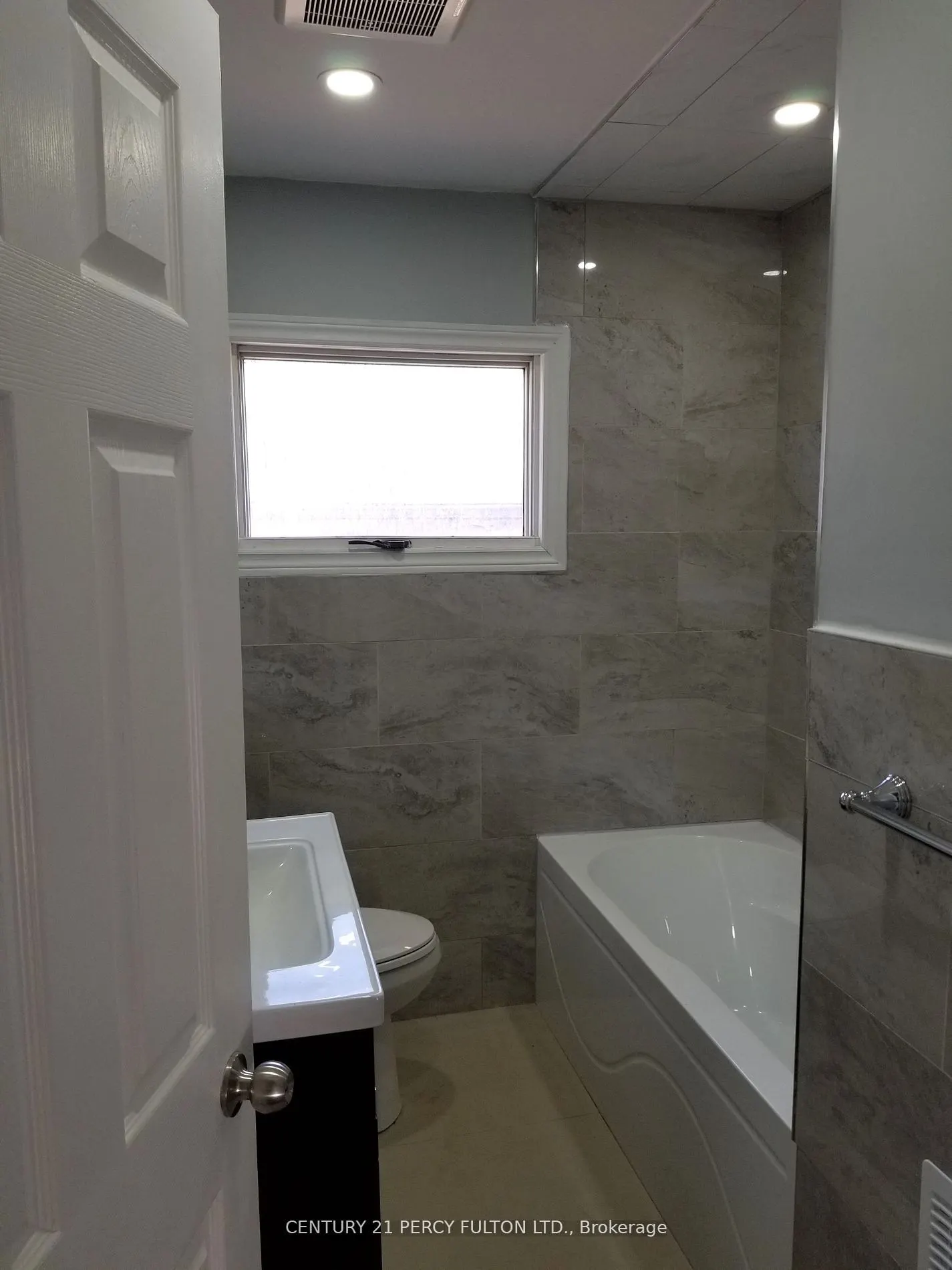401 Anderson Street, #Mainflr