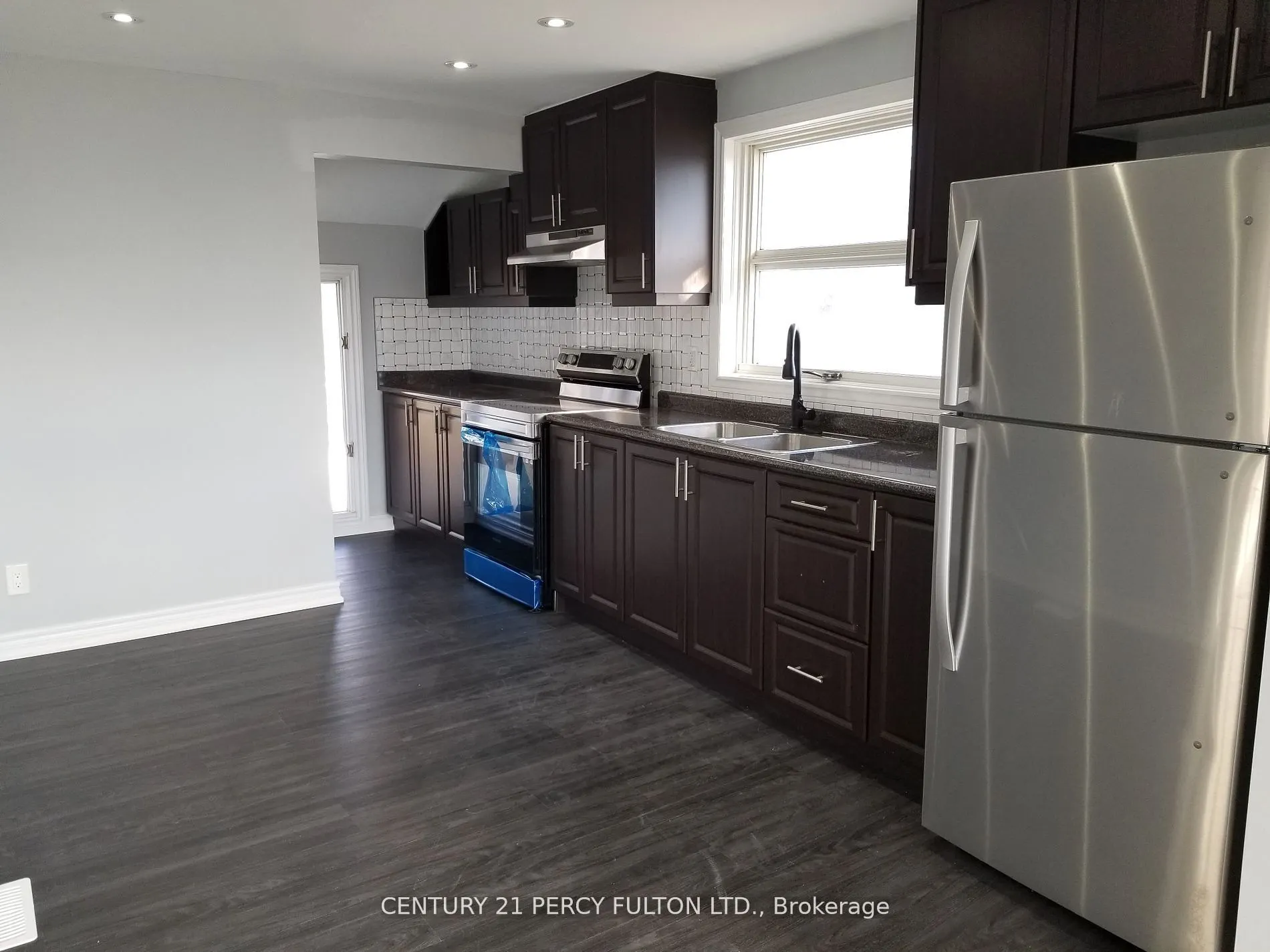 401 Anderson Street, #Mainflr
