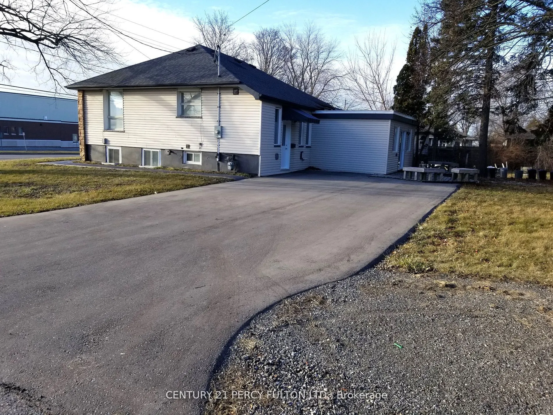 401 Anderson Street, #Mainflr