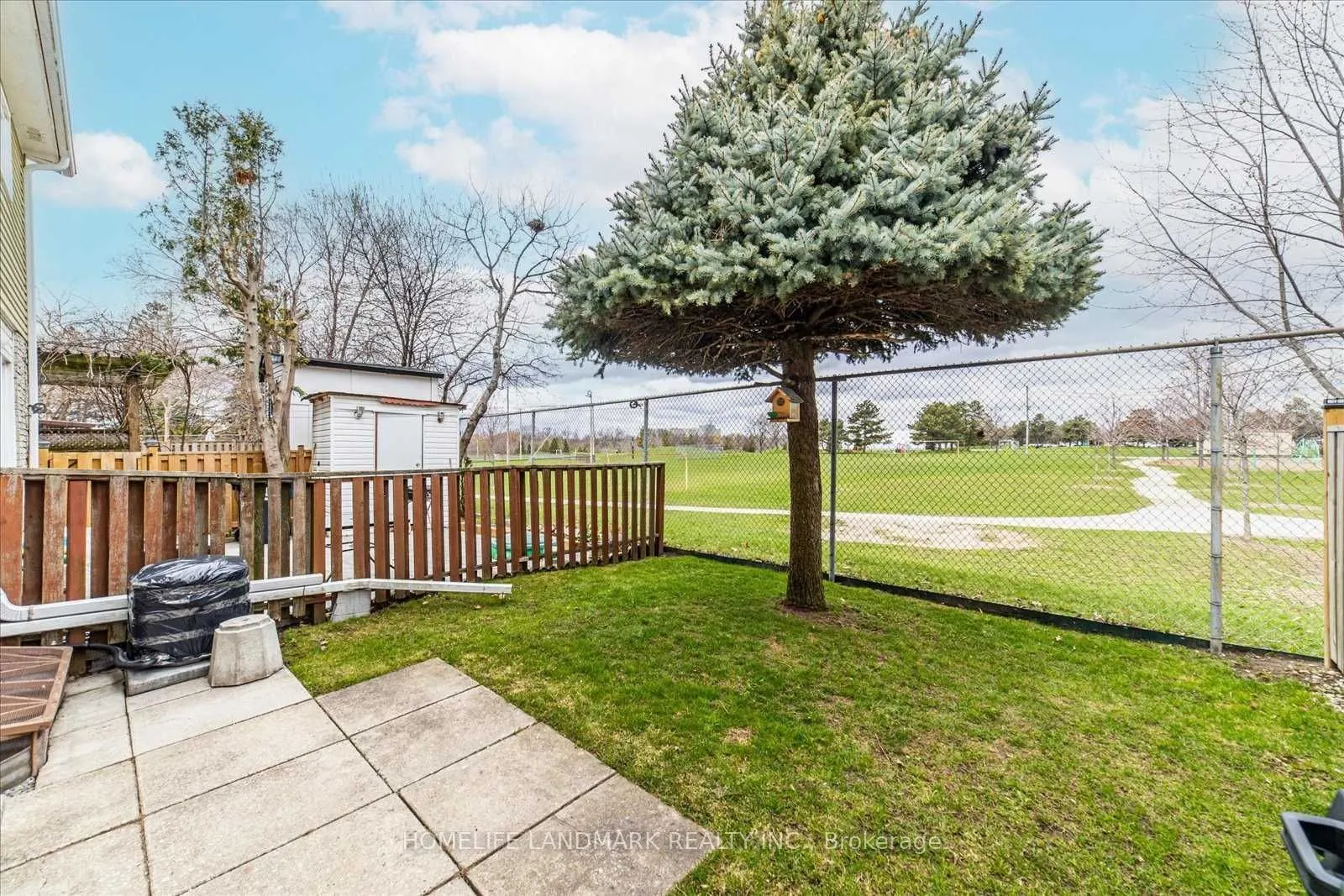 72 Rakewood Crescent