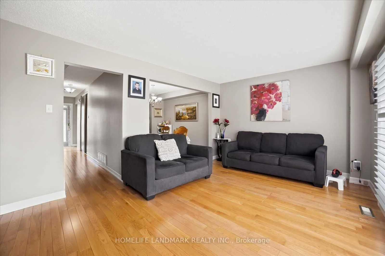 72 Rakewood Crescent