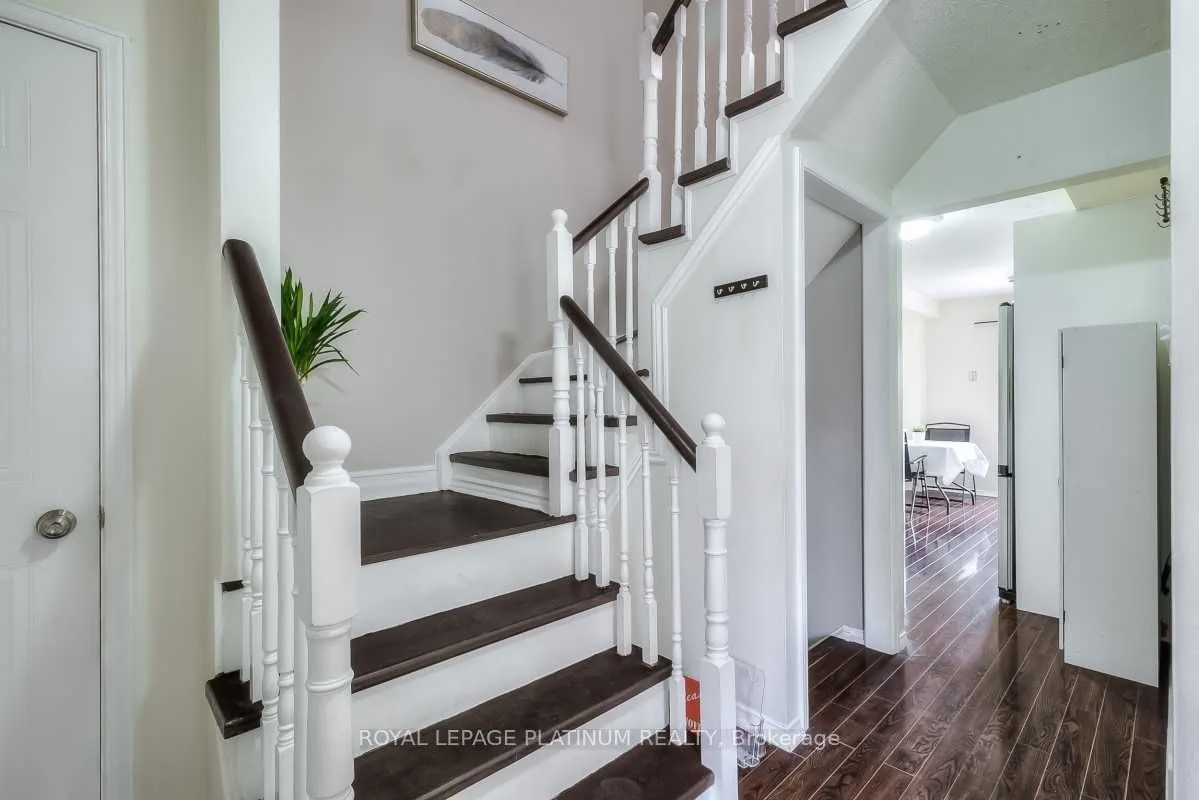 87 Poolton Crescent