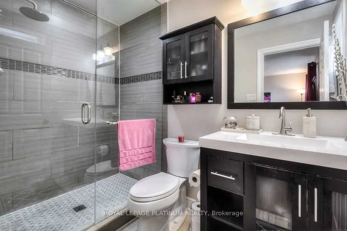 87 Poolton Crescent