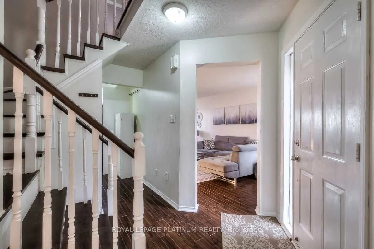 87 Poolton Crescent