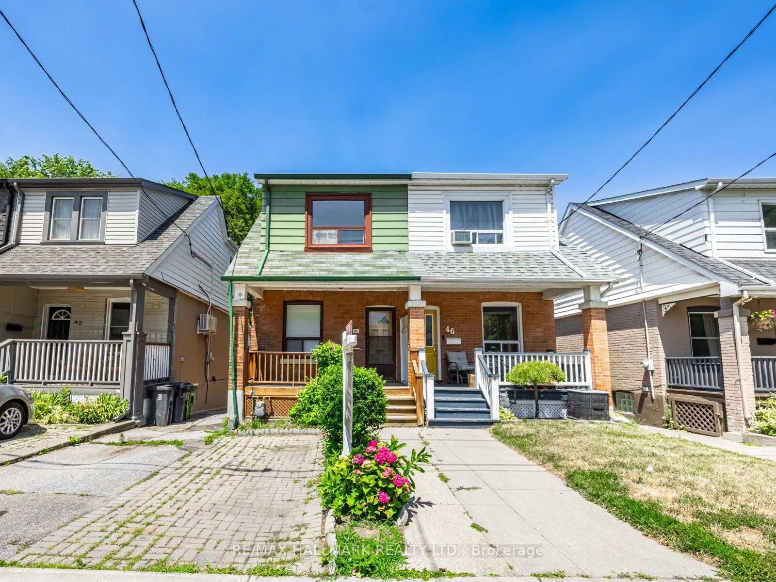 44 Queensdale Avenue