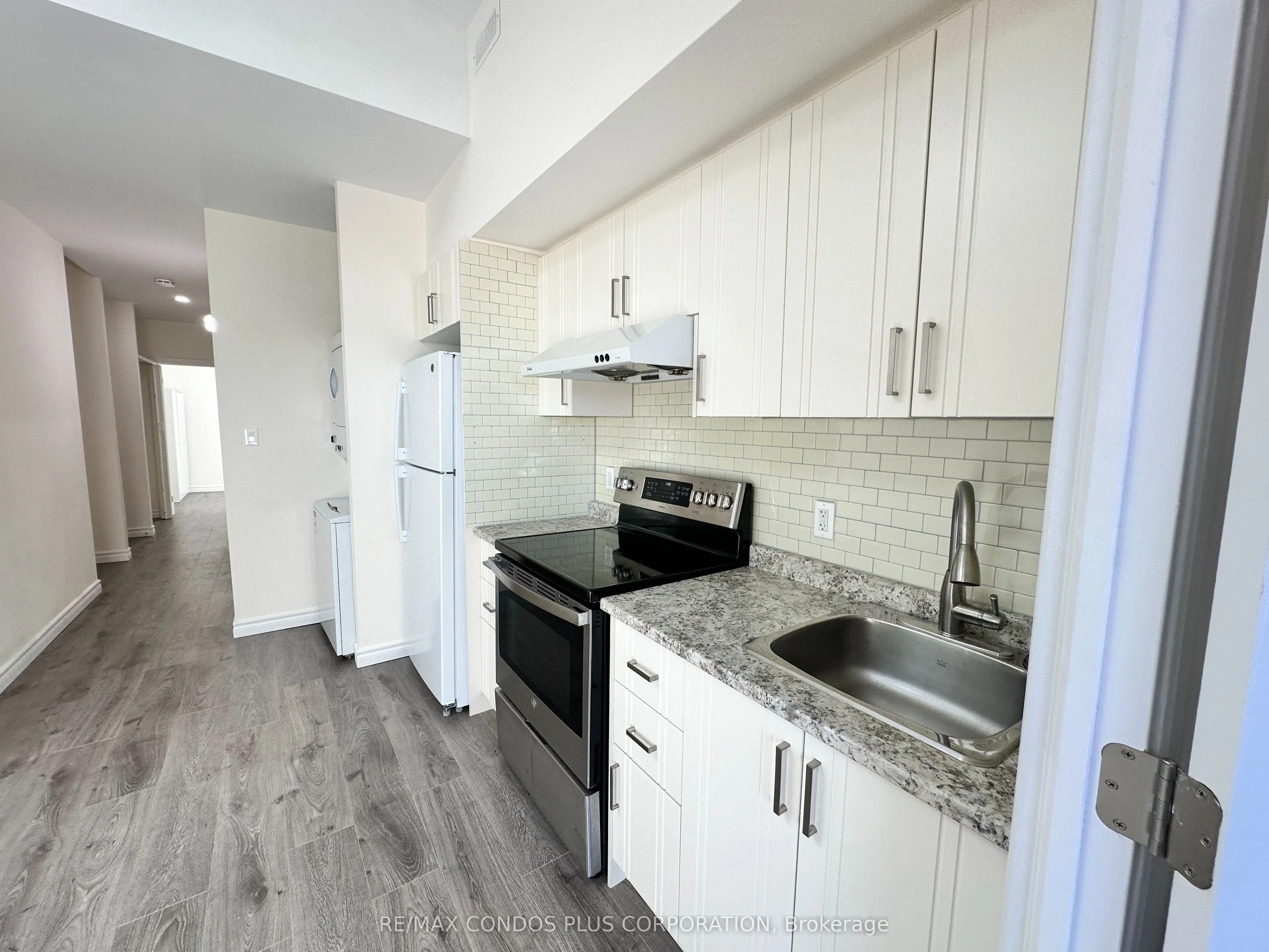 725 Danforth Avenue, #3A