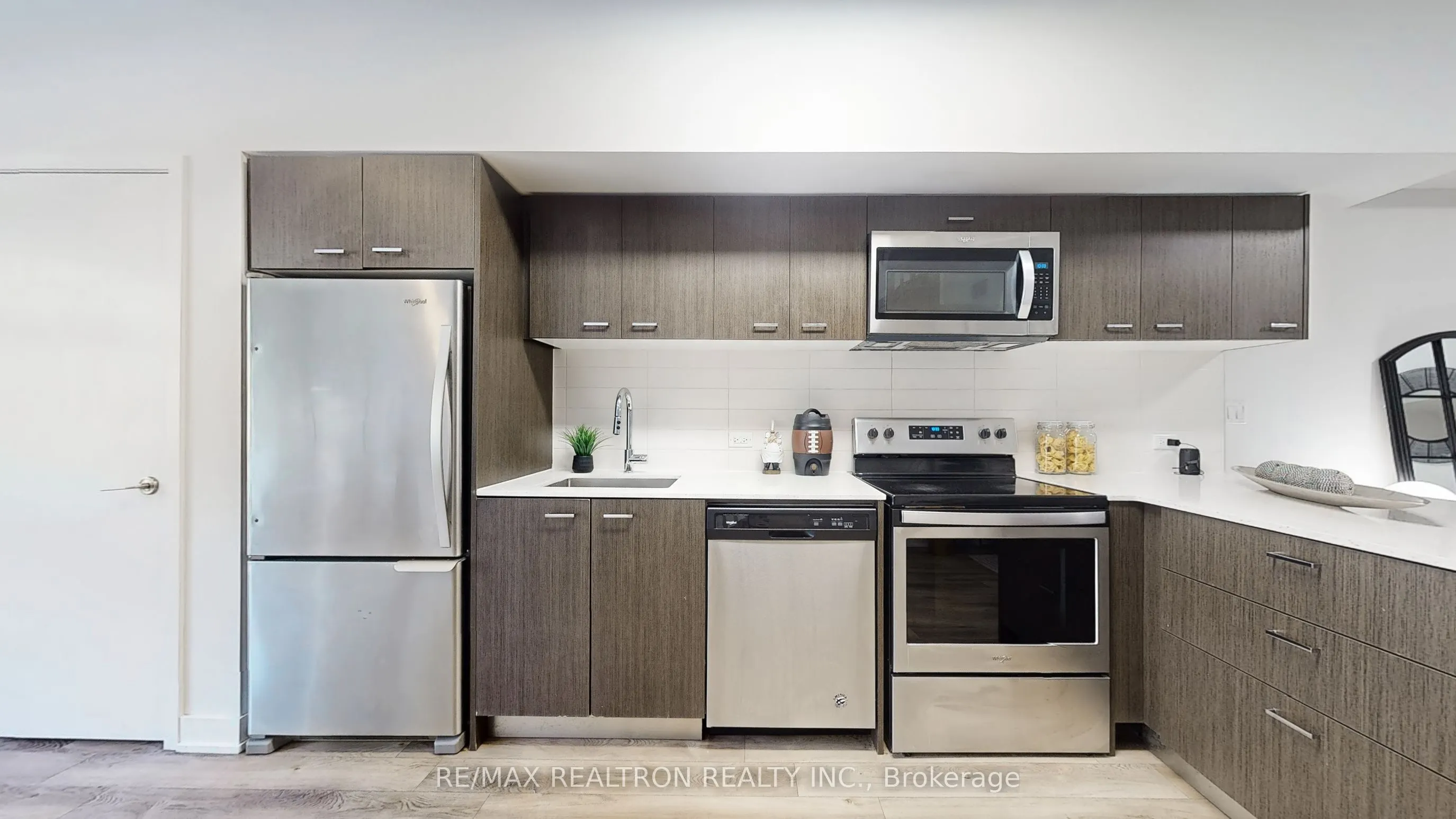20 Echo Point, #131