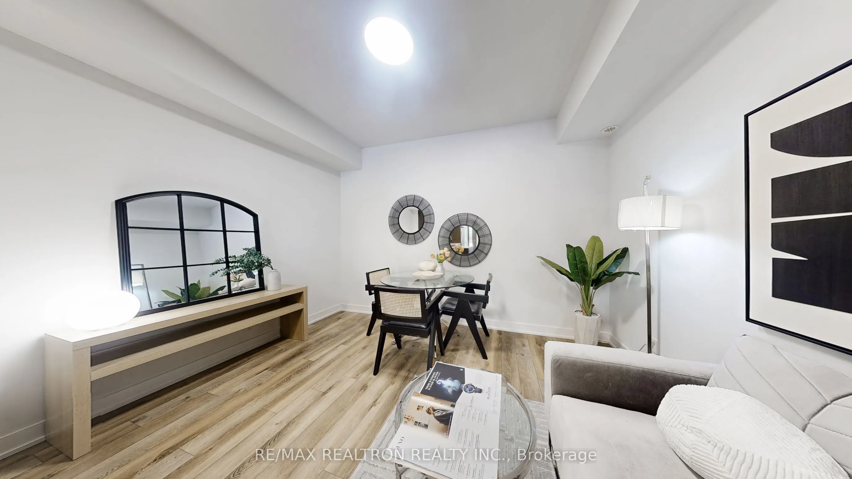 20 Echo Point, #131
