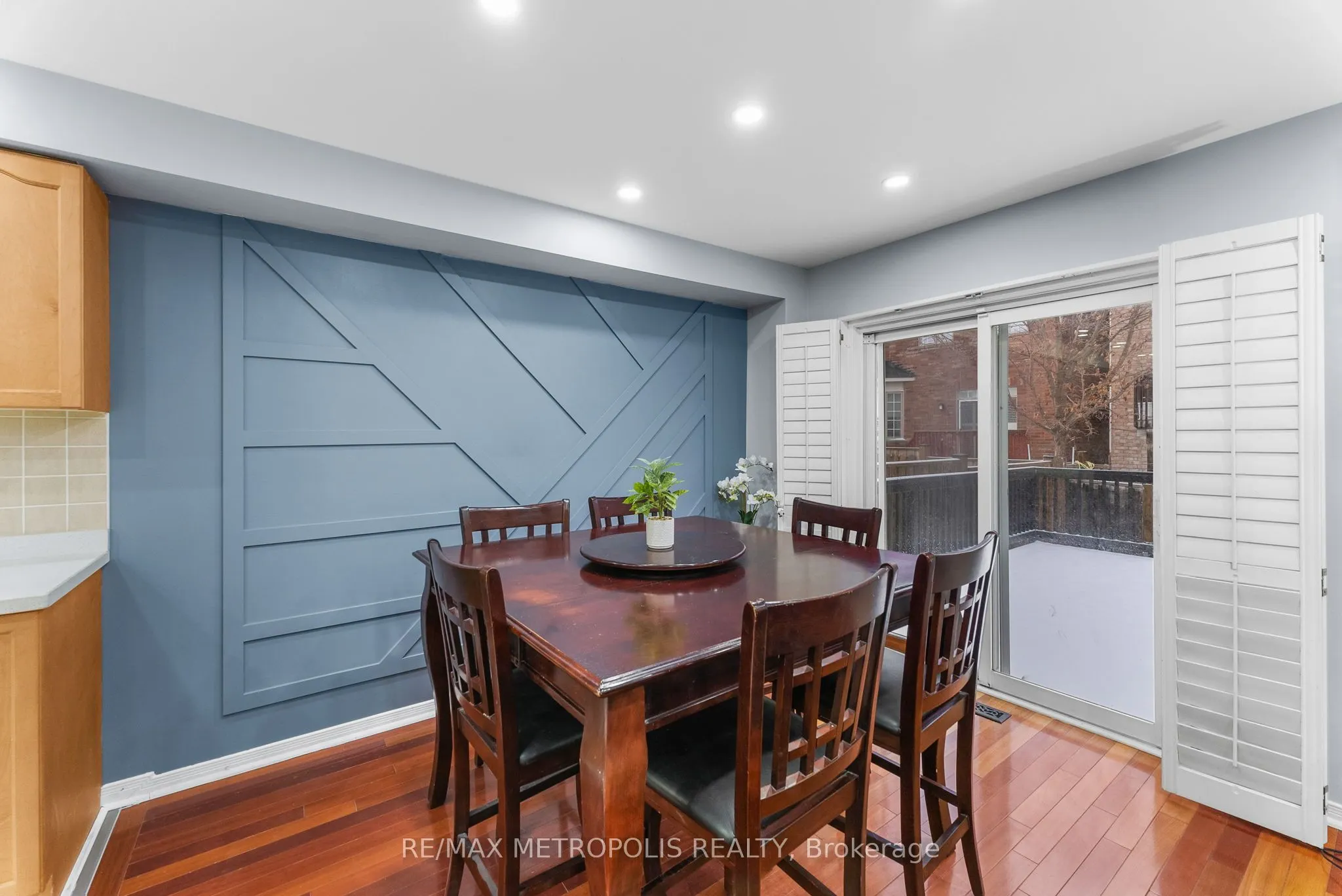 4 Grosbeak Crescent, #Upper