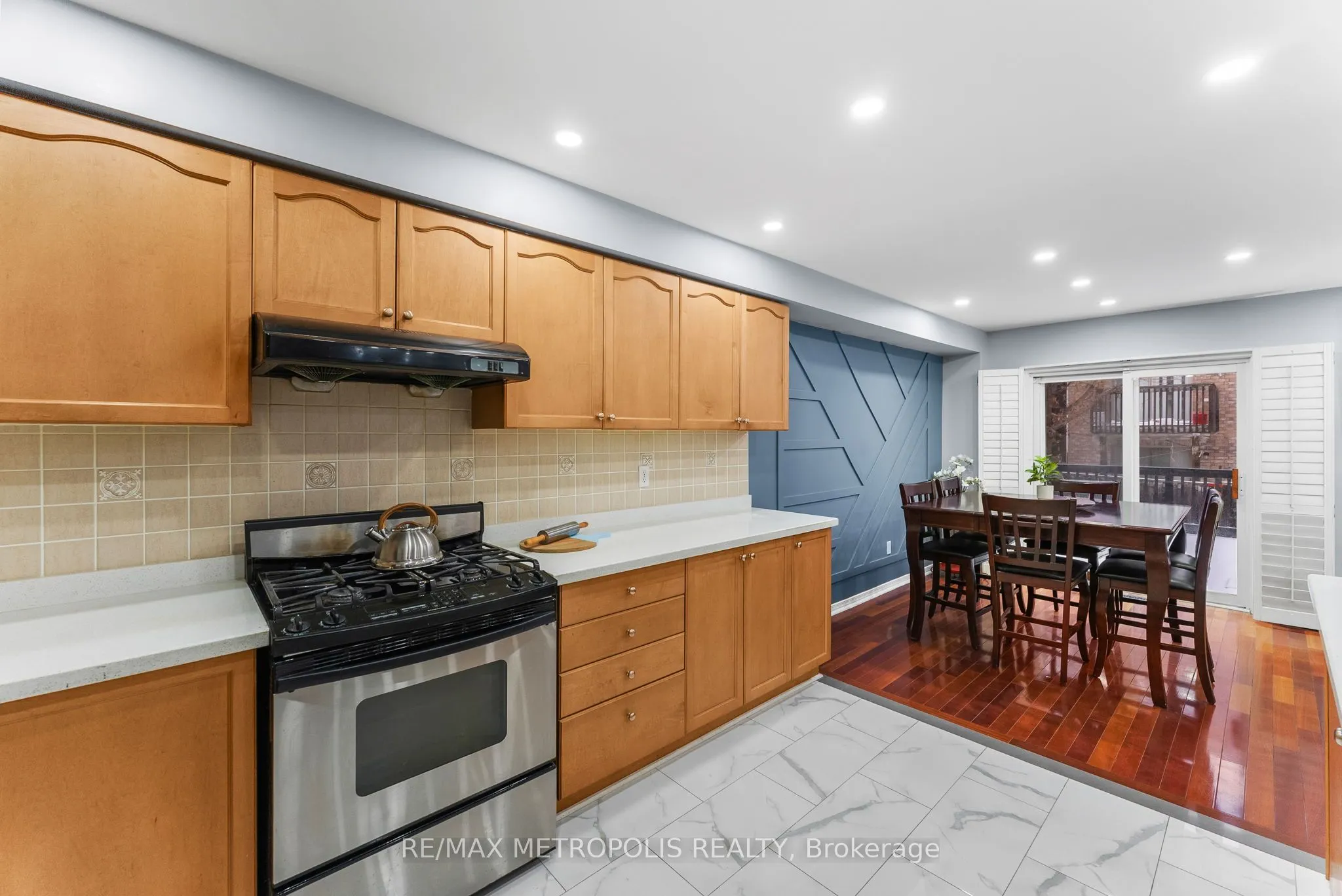 4 Grosbeak Crescent, #Upper