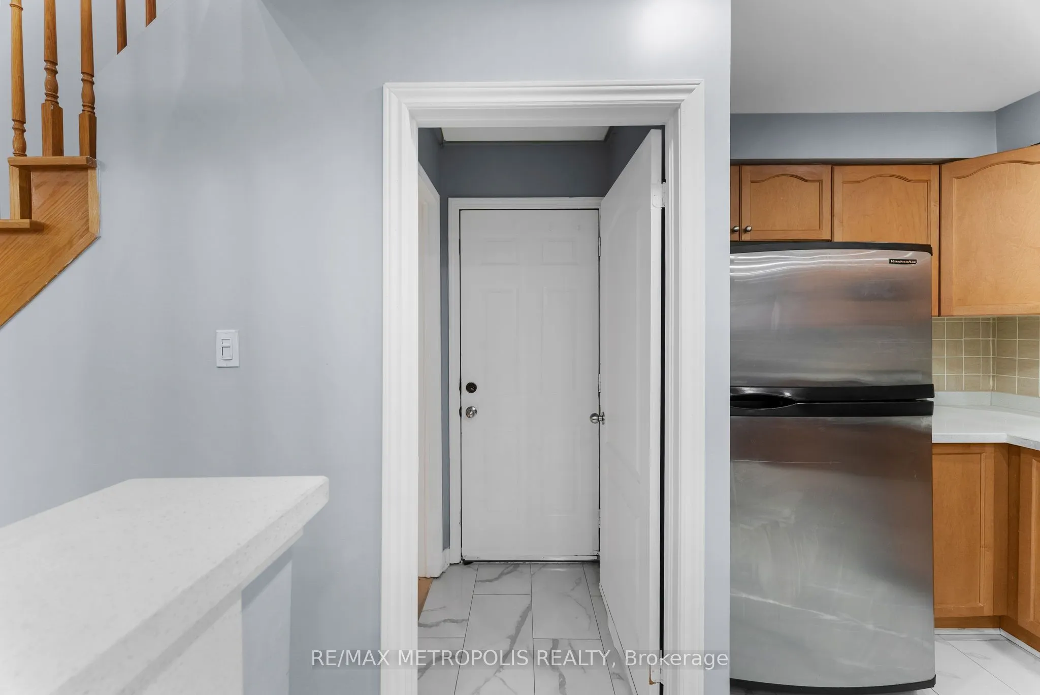 4 Grosbeak Crescent, #Upper