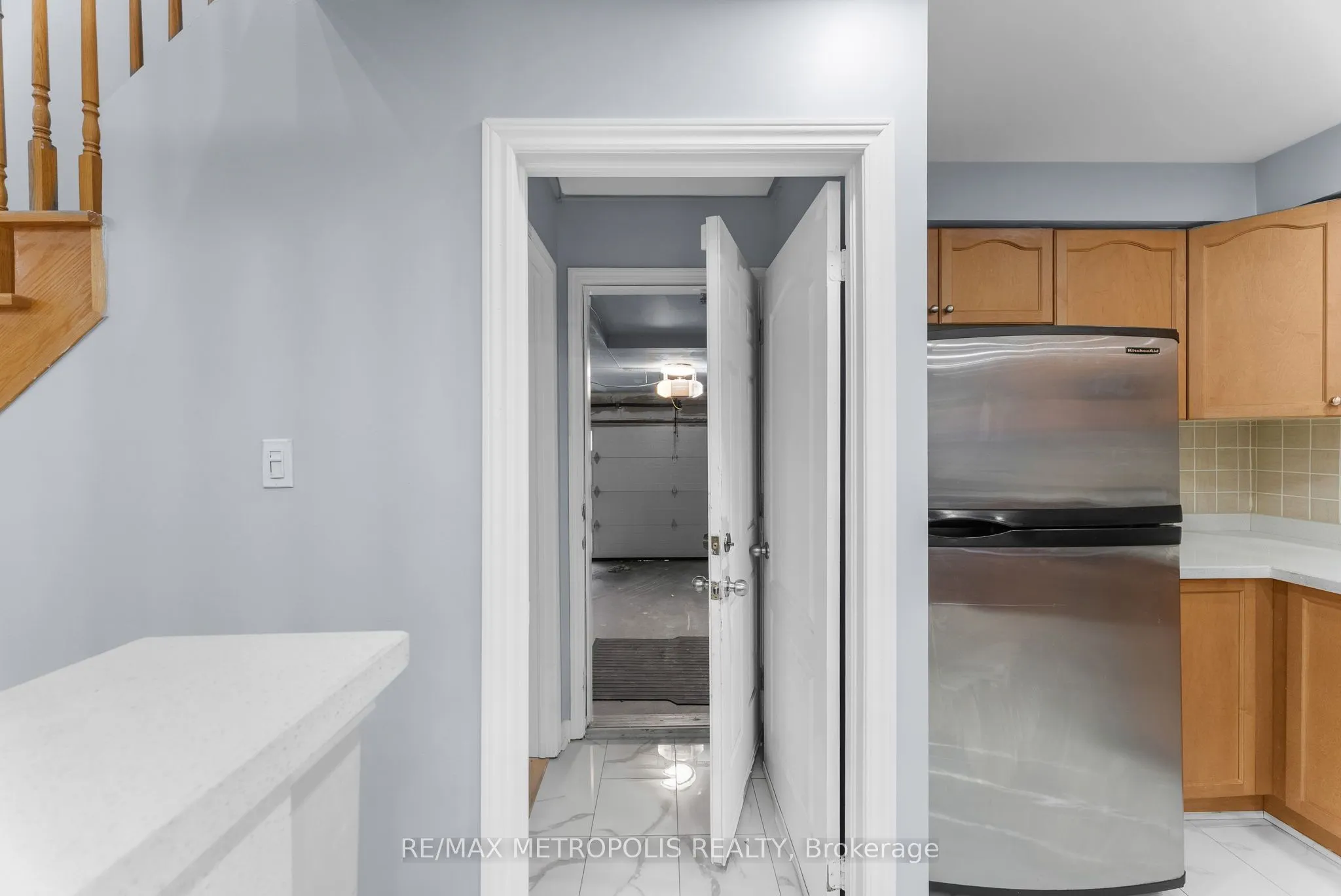 4 Grosbeak Crescent, #Upper