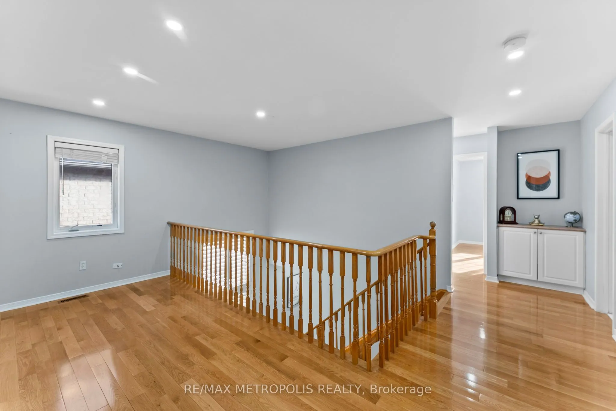 4 Grosbeak Crescent, #Upper