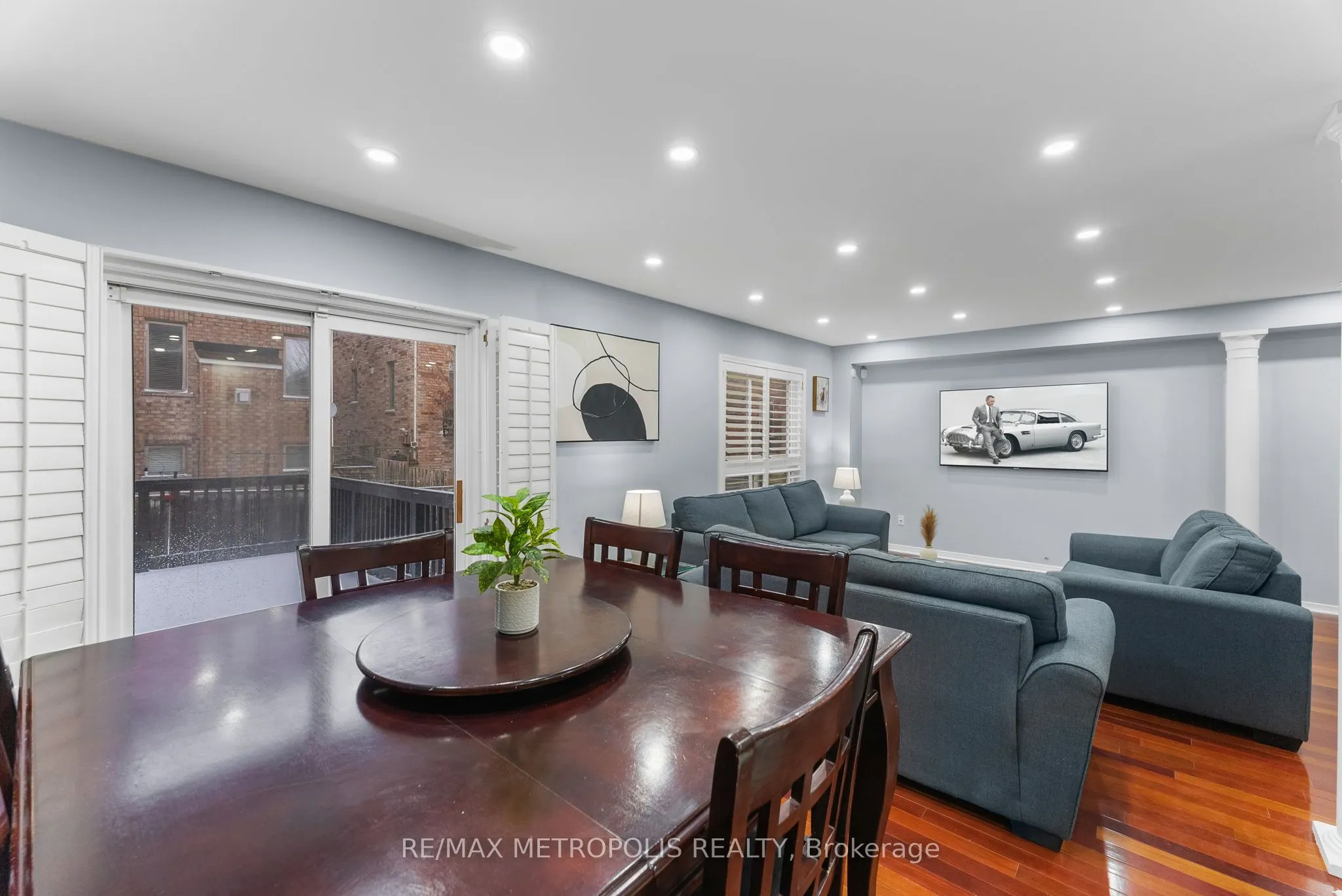 4 Grosbeak Crescent, #Upper