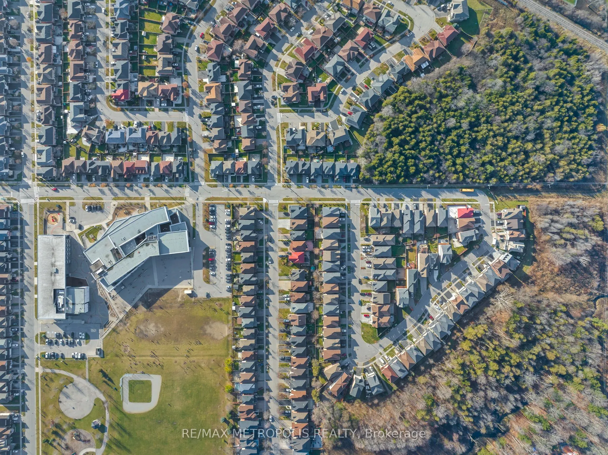4 Grosbeak Crescent, #Bsmt