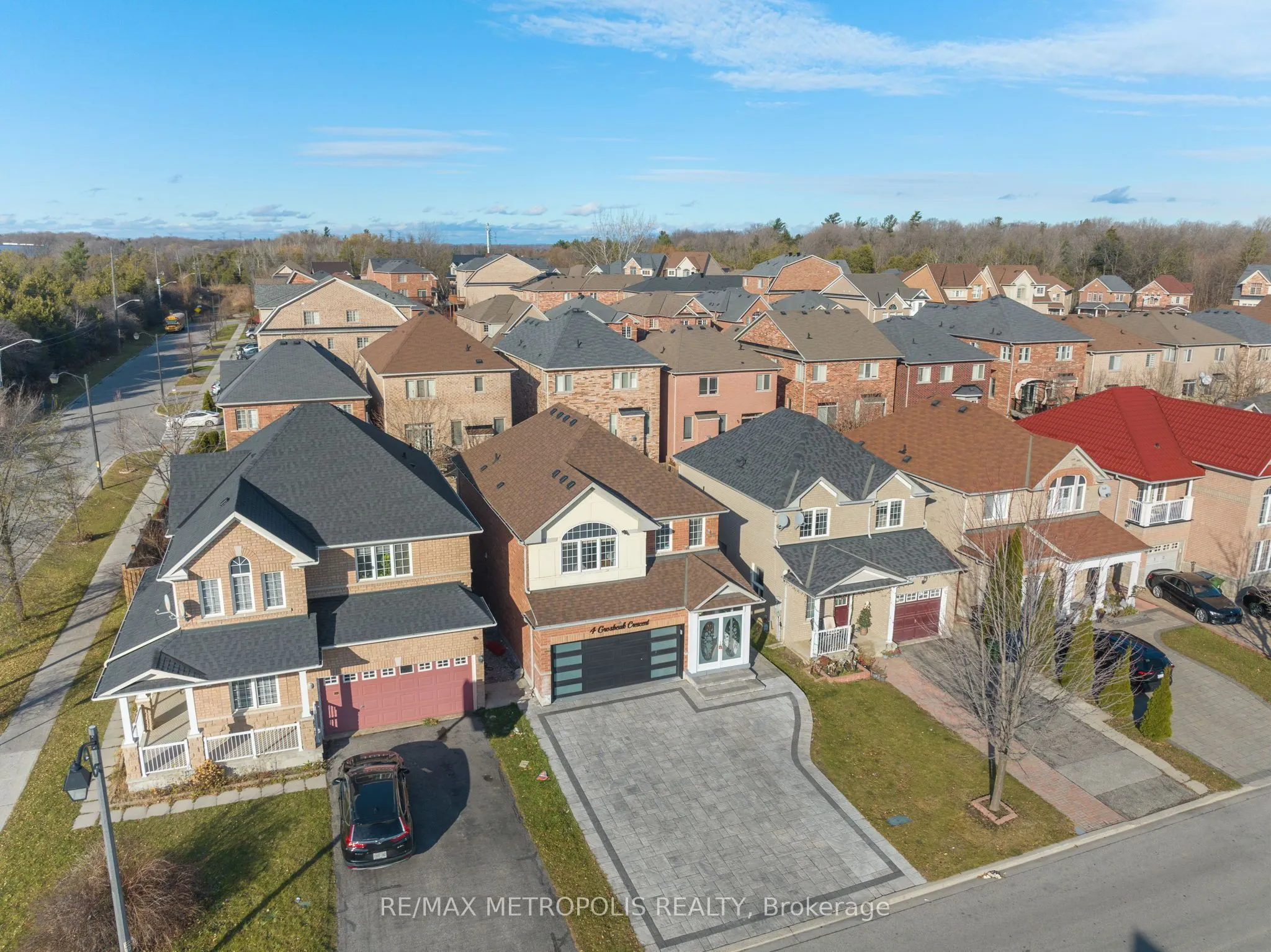 4 Grosbeak Crescent, #Bsmt