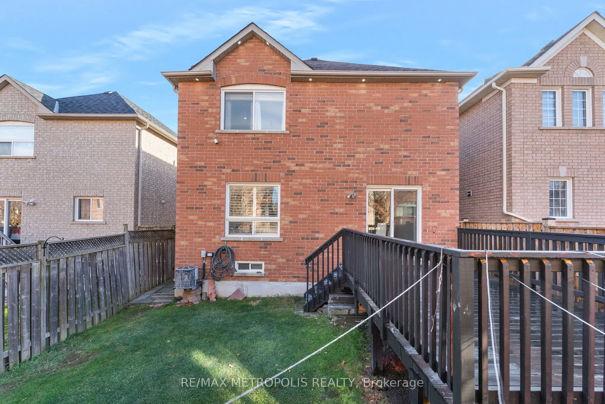 4 Grosbeak Crescent, #Bsmt